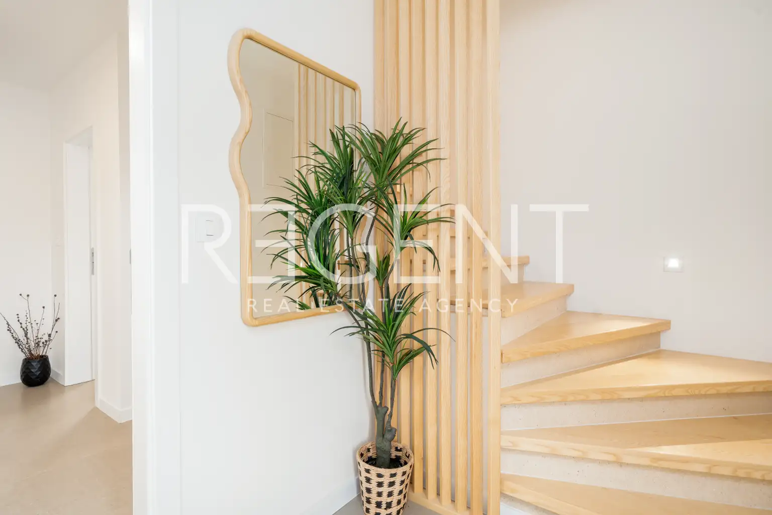 Vodice, Zatonska Straße - Doppelhaushälfte in ausgezeichneter Lage