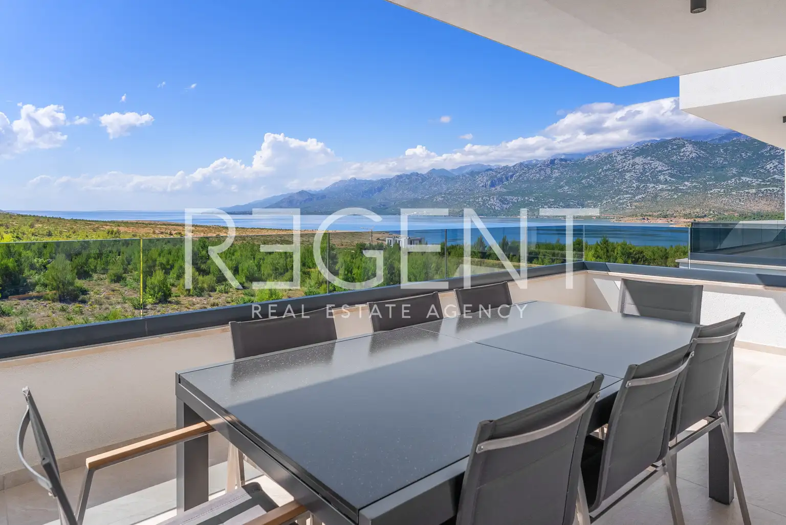 Zadar, Rovanjska - Newly built villa with a pool and sea view