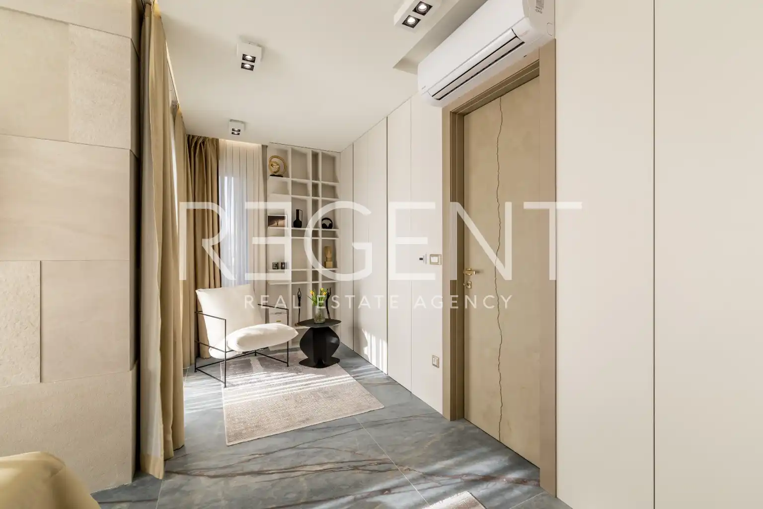 Split, Kaštel Lukšić - Luxusní Penthouse 110 m2 s terasou