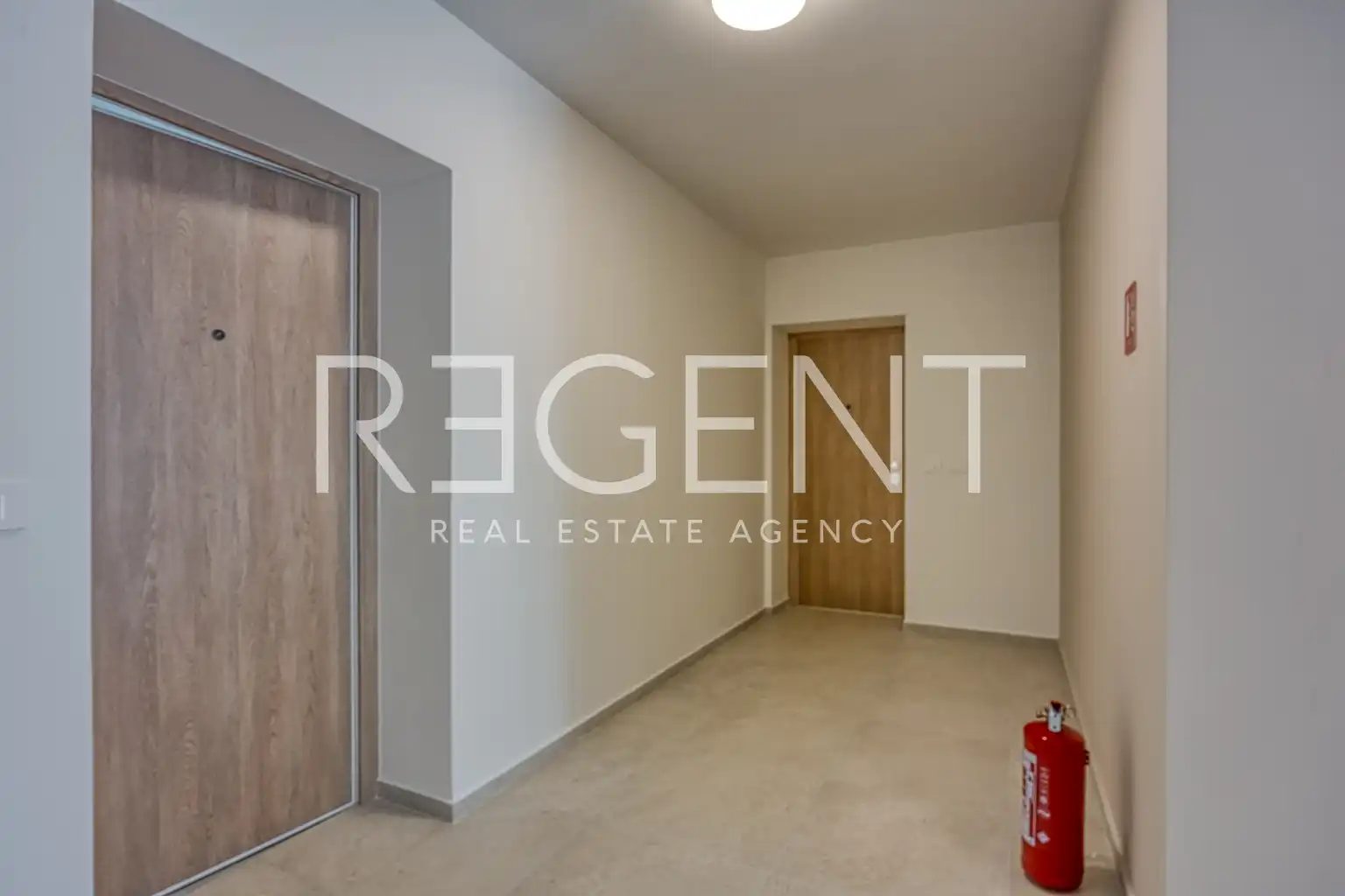 Istrie, Novigrad - Třípokojový apartmán v luxusním rezidenčním komplexu 128 m2