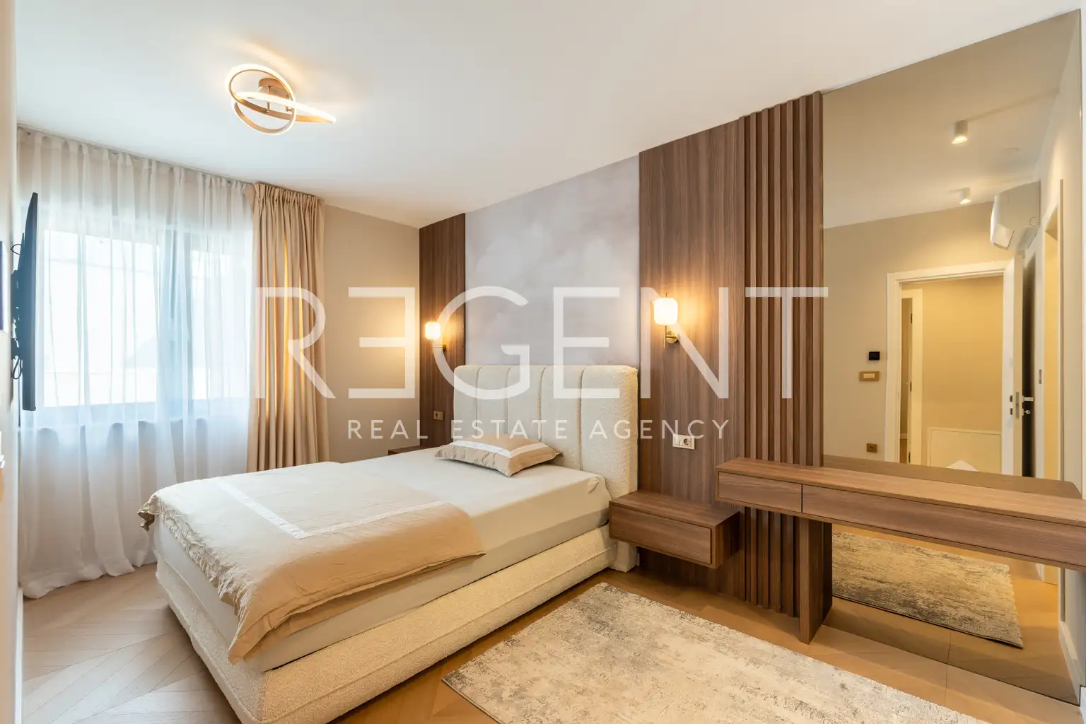 Šestine – ekskluzywne mieszkanie w willi miejskiej z prywatnym wejściem i garażem