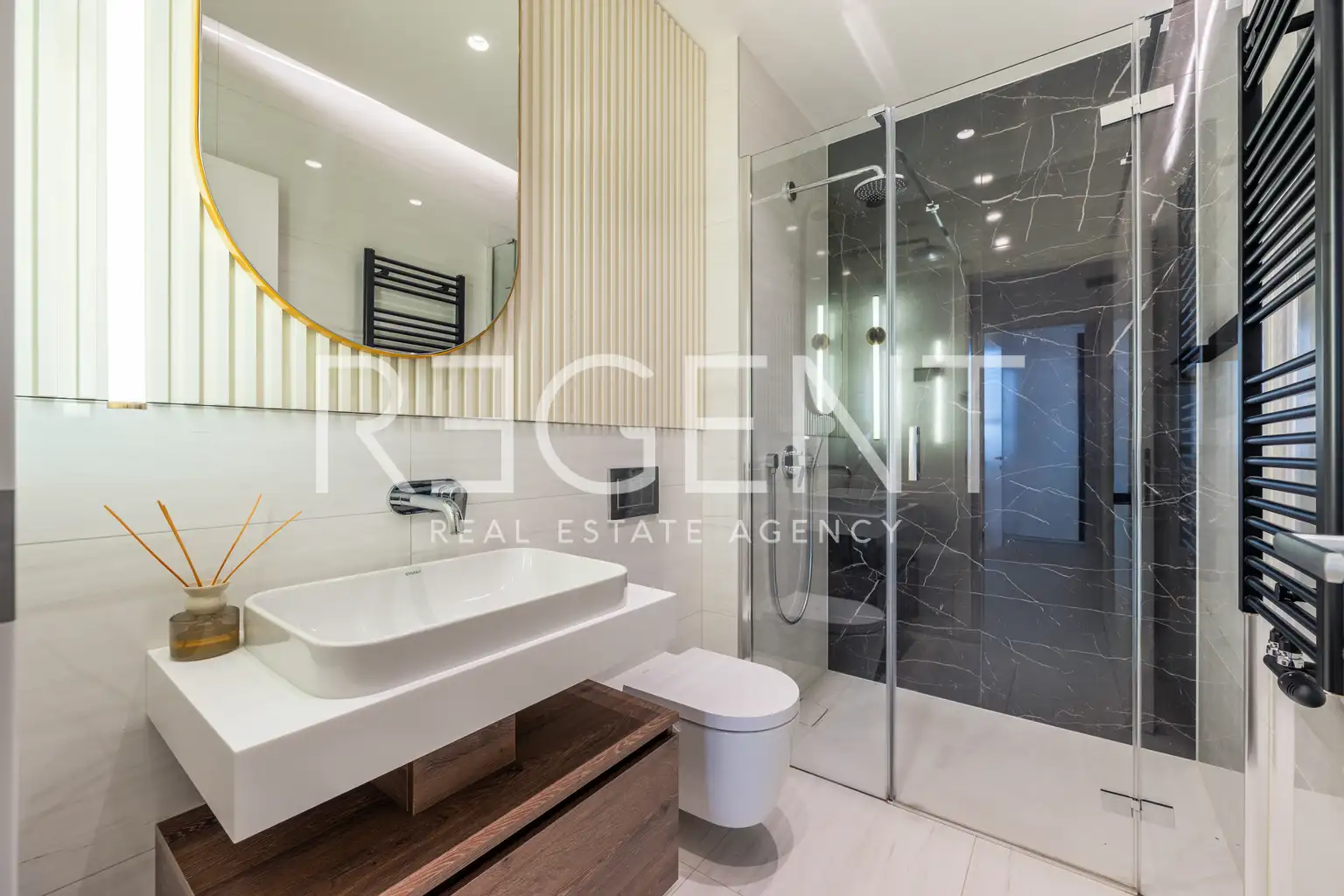 Zagabria, Centro - Moderno appartamento con tre camere da letto in affitto