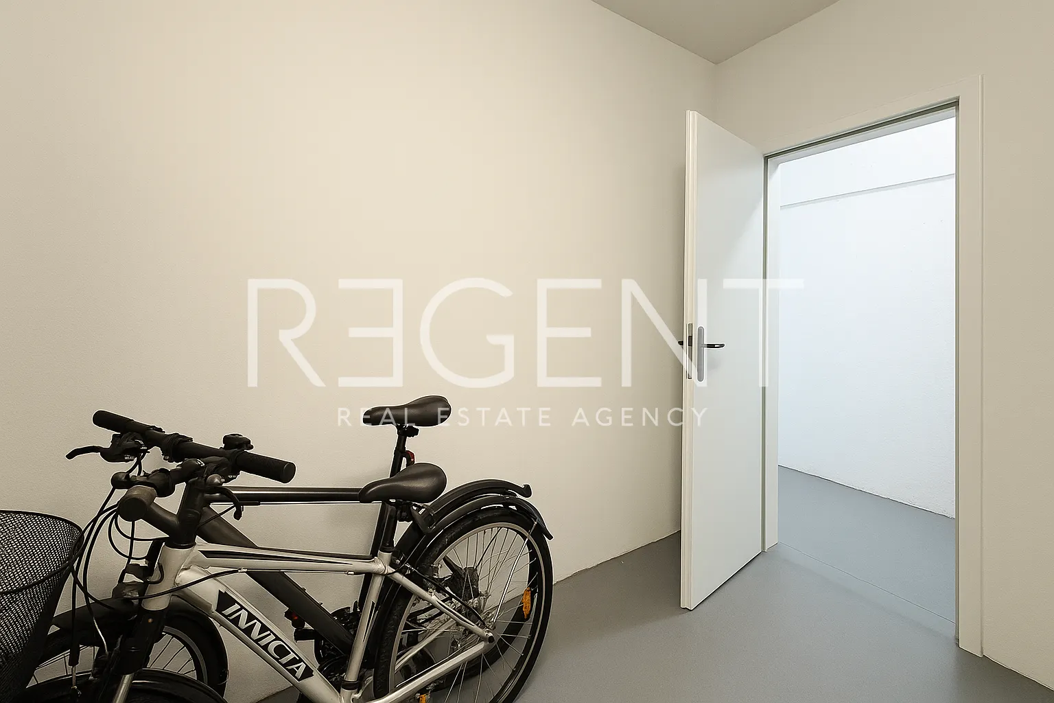 Záhreb, Dugave - moderný trojizbový byt 51 m2 s parkovacím miestom, záhradou a skladom