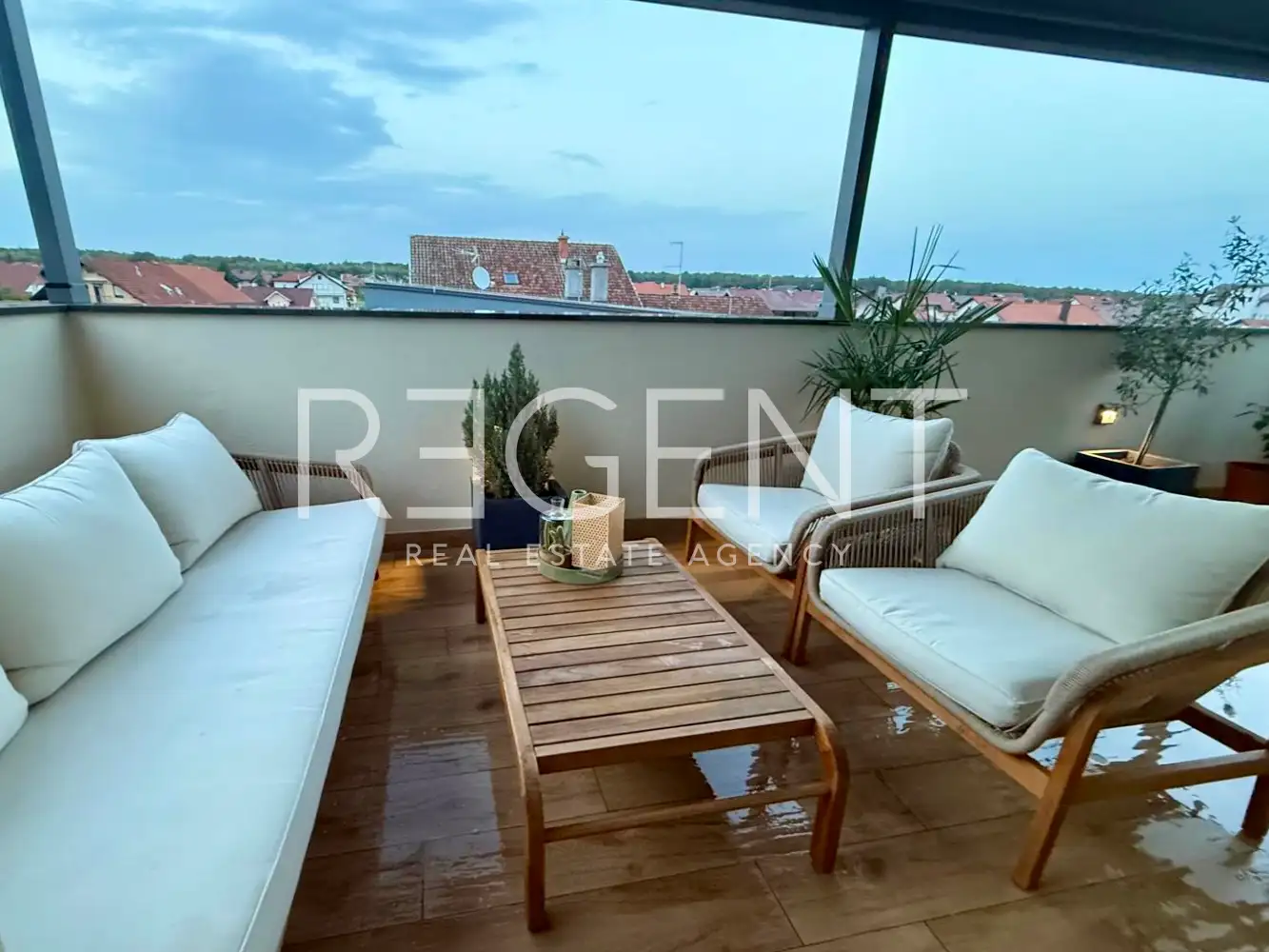 Zagreb, Sesvete - sodoben štirisobni penthouse