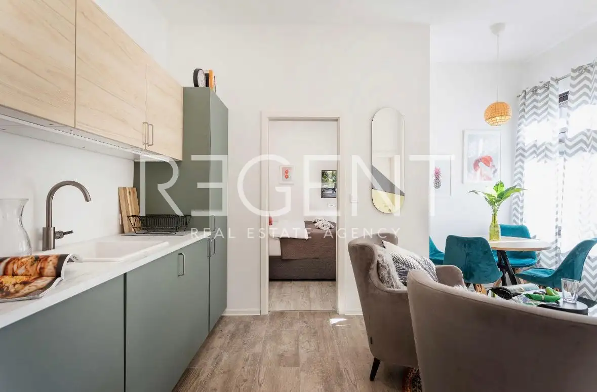 Záhřeb, Náměstí Franjo Tuđmana – Zařízený dvoupokojový byt