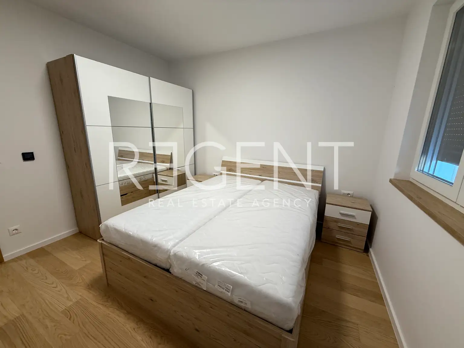 Záhřeb, Gračani – třípokojový byt se zahradou a garáží