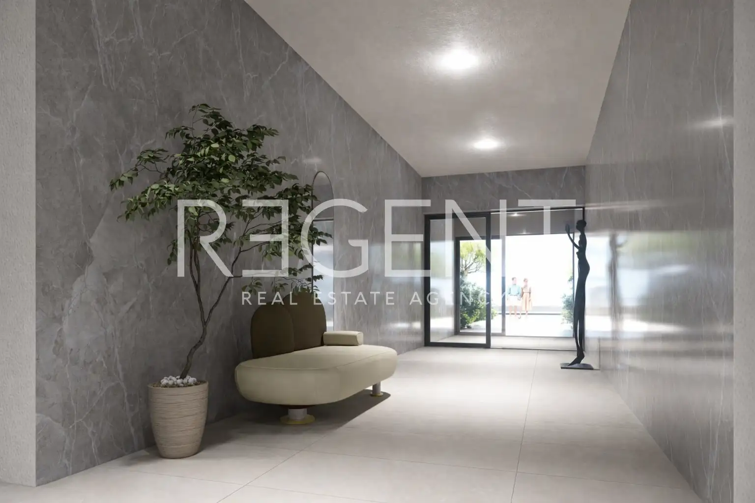 Umag - trosoban stan s velikom loggiom i balkonom