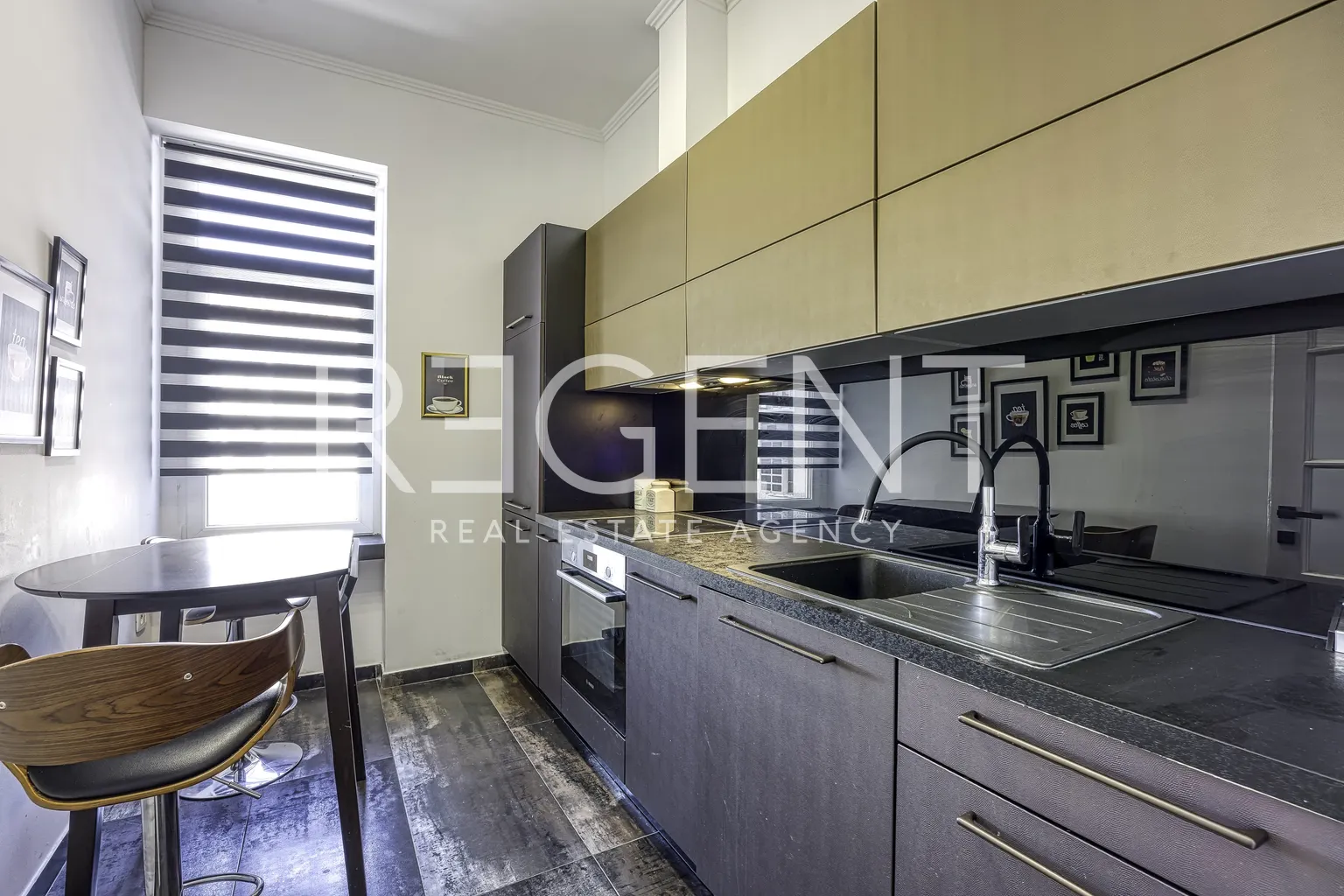 Crikvenica, Centro - Moderno appartamento trilocale in posizione privilegiata 110 m2