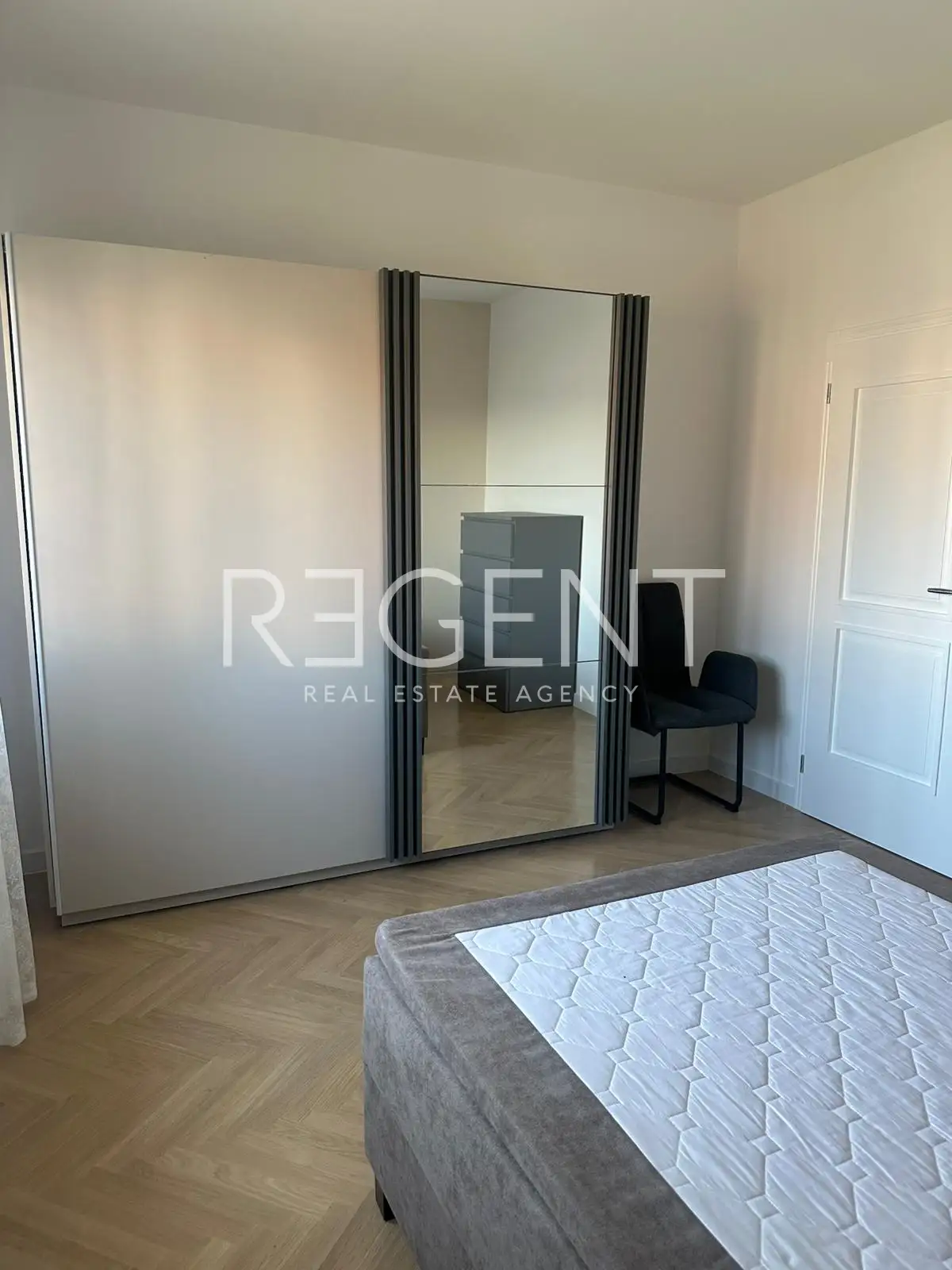 Záhreb, Vrhovec - byt na prenájom s dvorom a garážou