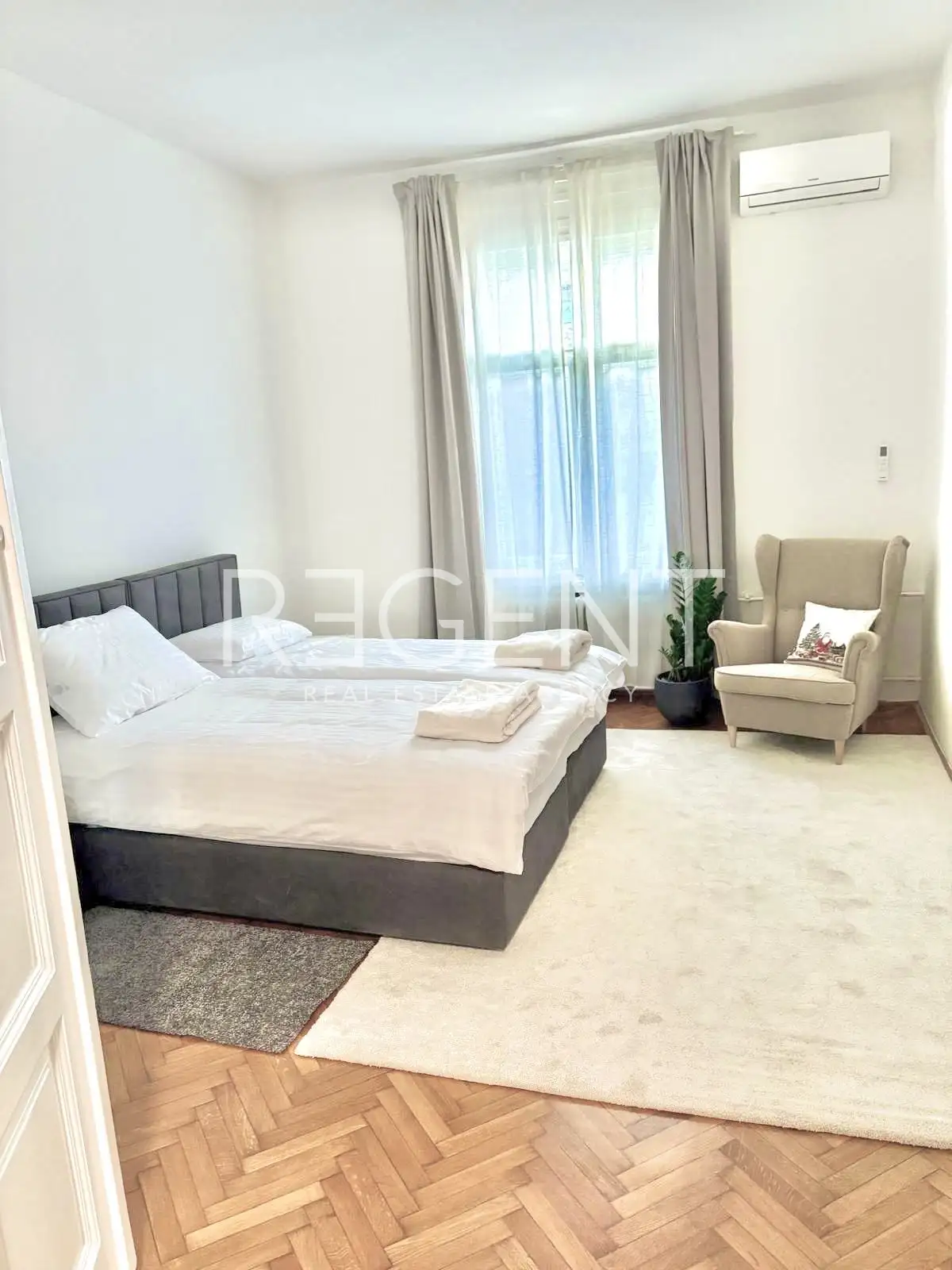 Zagreb, Center - Štirisobno stanovanje za najem