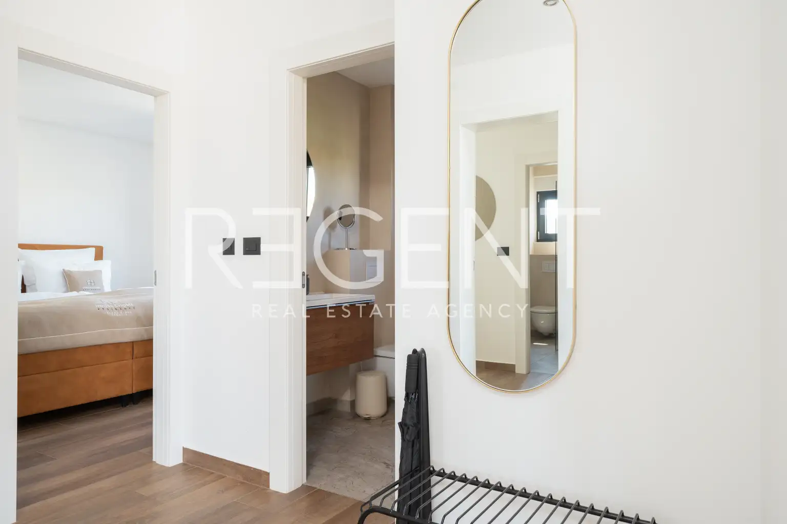 Trogir, Slatine - Zwei-Zimmer-Wohnung mit Terrassen und Meerblick