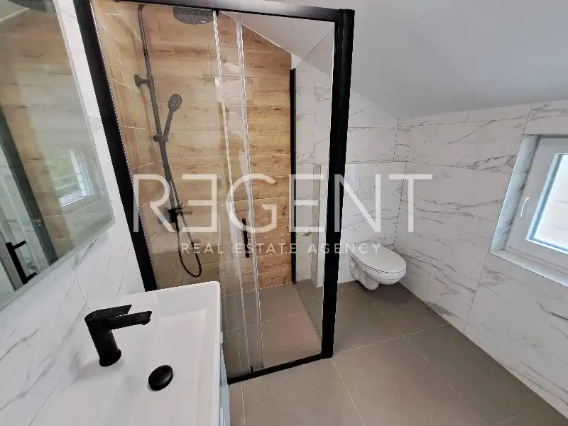 Crikvenica - Četverosoban stan s terasom 110 m2, novogradnja