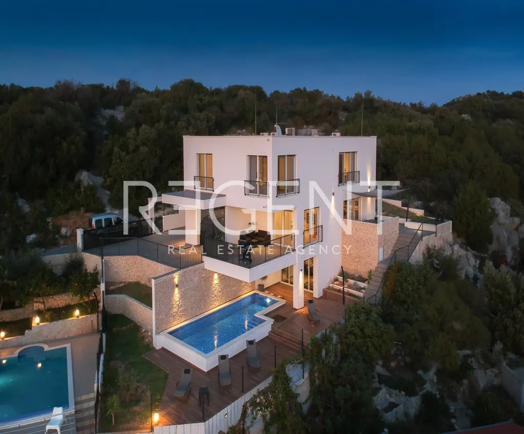 Trogir, Čiovo – Prekrasna vila s pogledom na more
