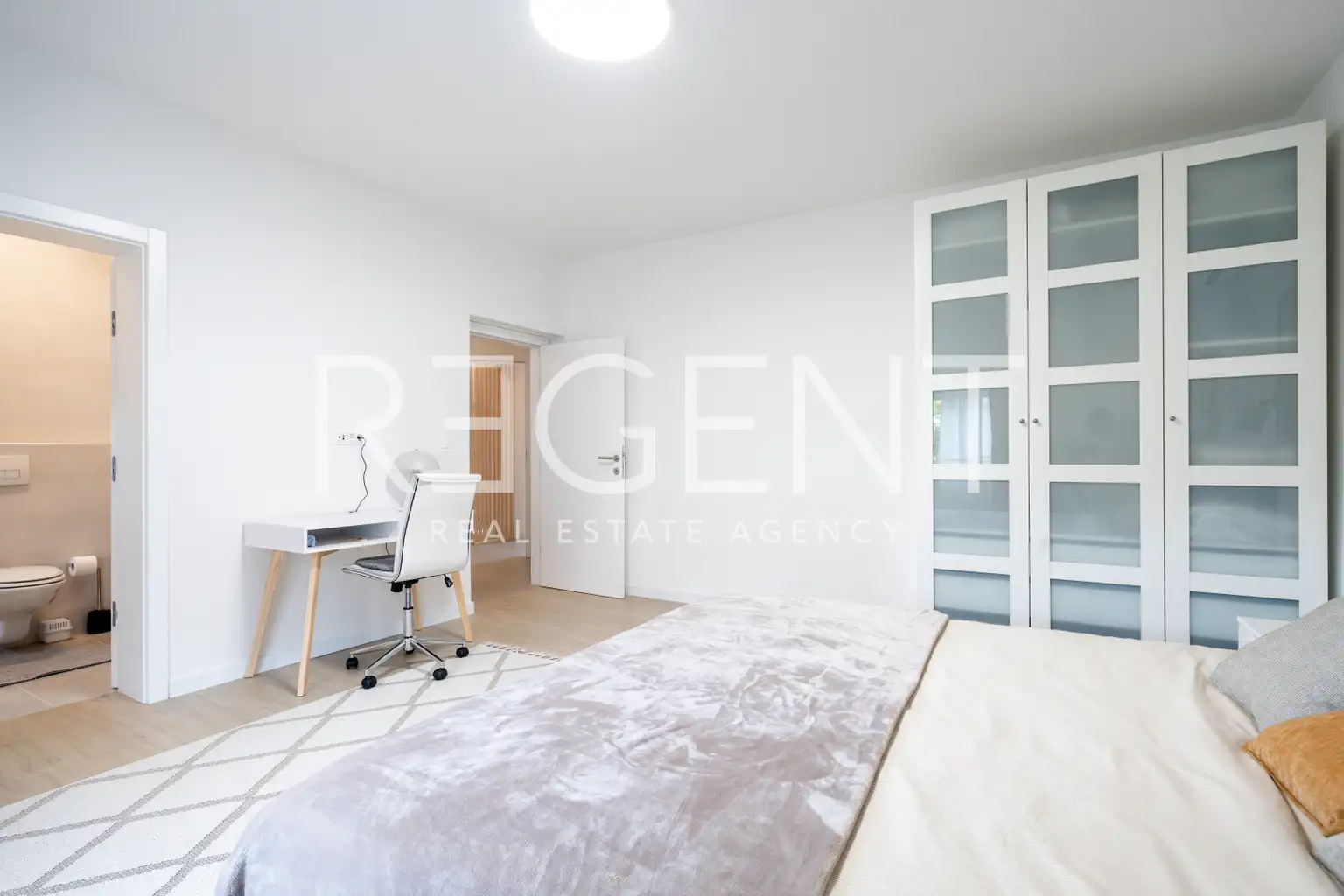 Vodice, Zatonska Straße - Doppelhaushälfte in ausgezeichneter Lage