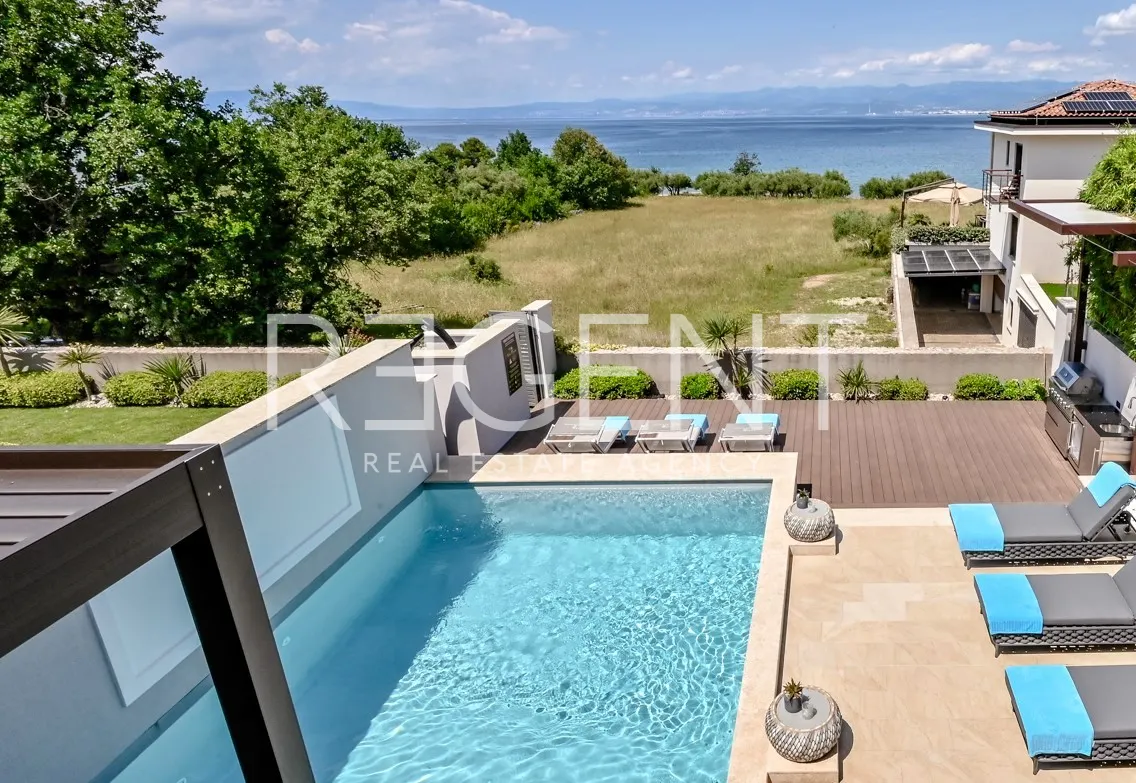 Krk - Luxusní vila k pronájmu 160 m2