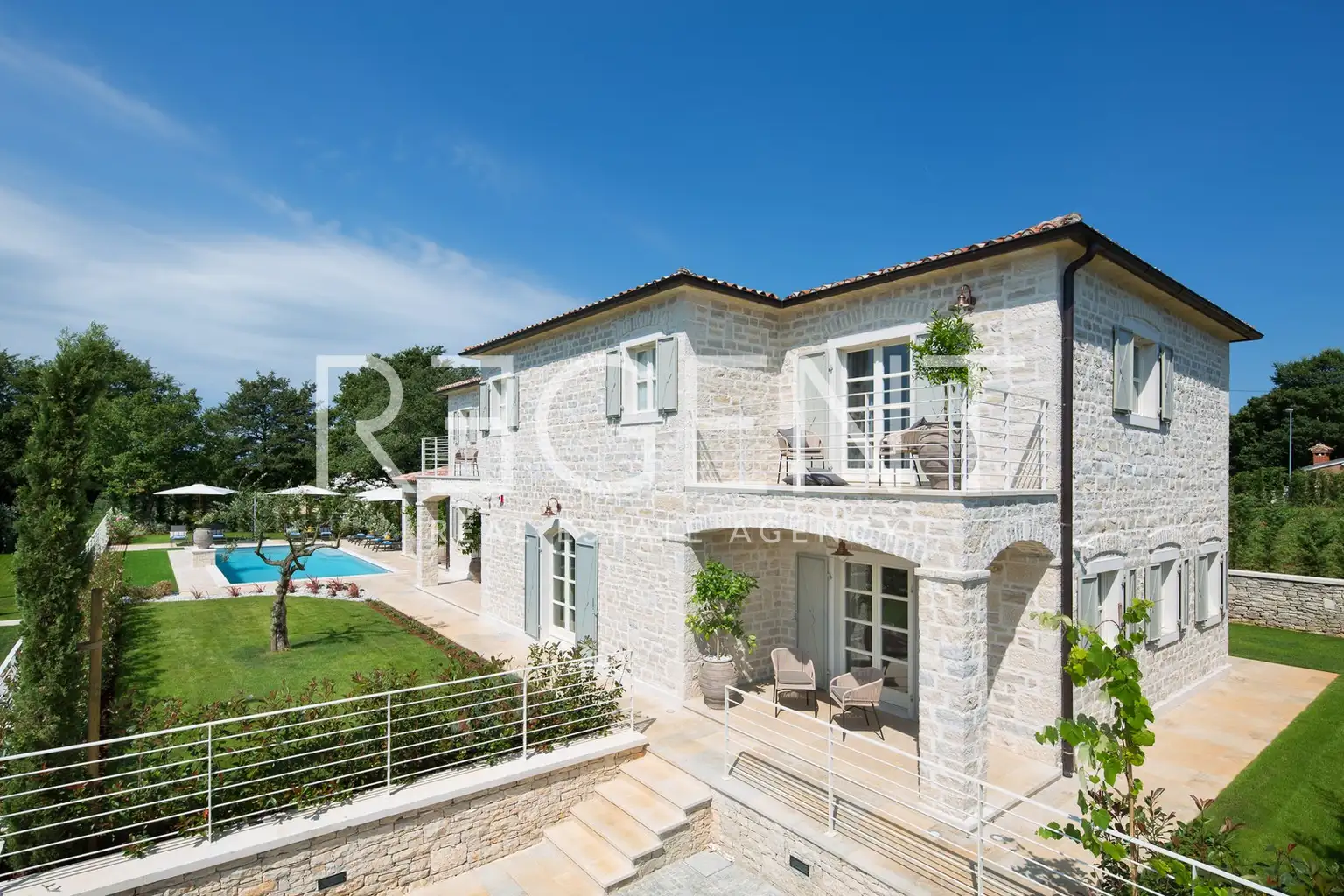 Istria, Poreč - Luxurious authentic villa in a prime location