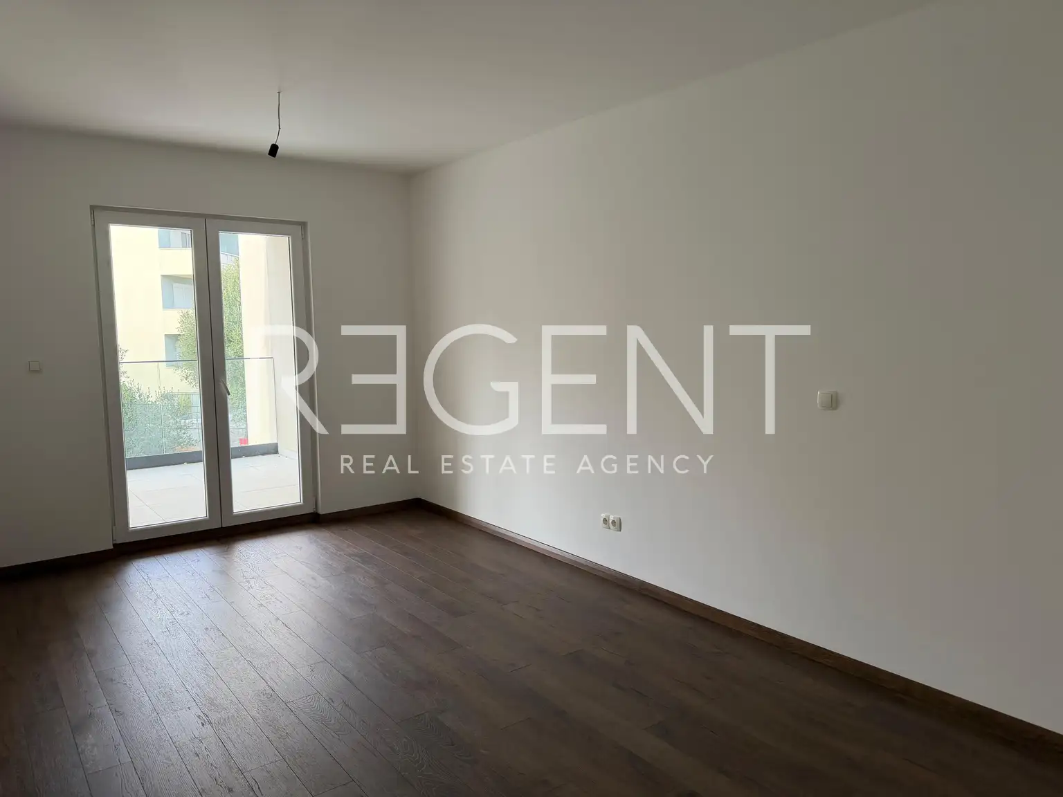 Čiovo, Okrug Gornji - Appartement une chambre, premier rang face à la mer