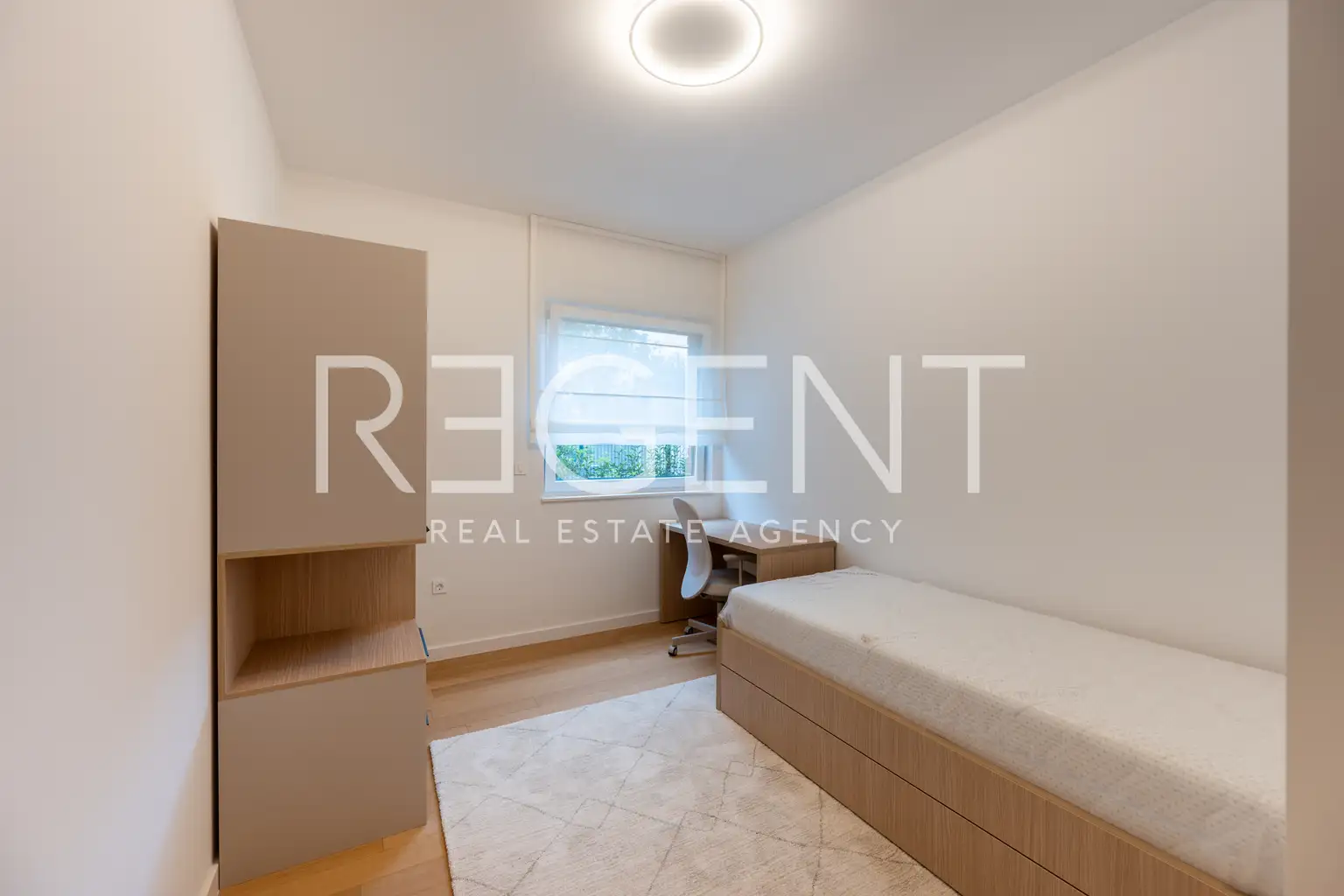 Stan 133 m², Gornji Bukovac — vrt, 3 spavaće, 2 GPM