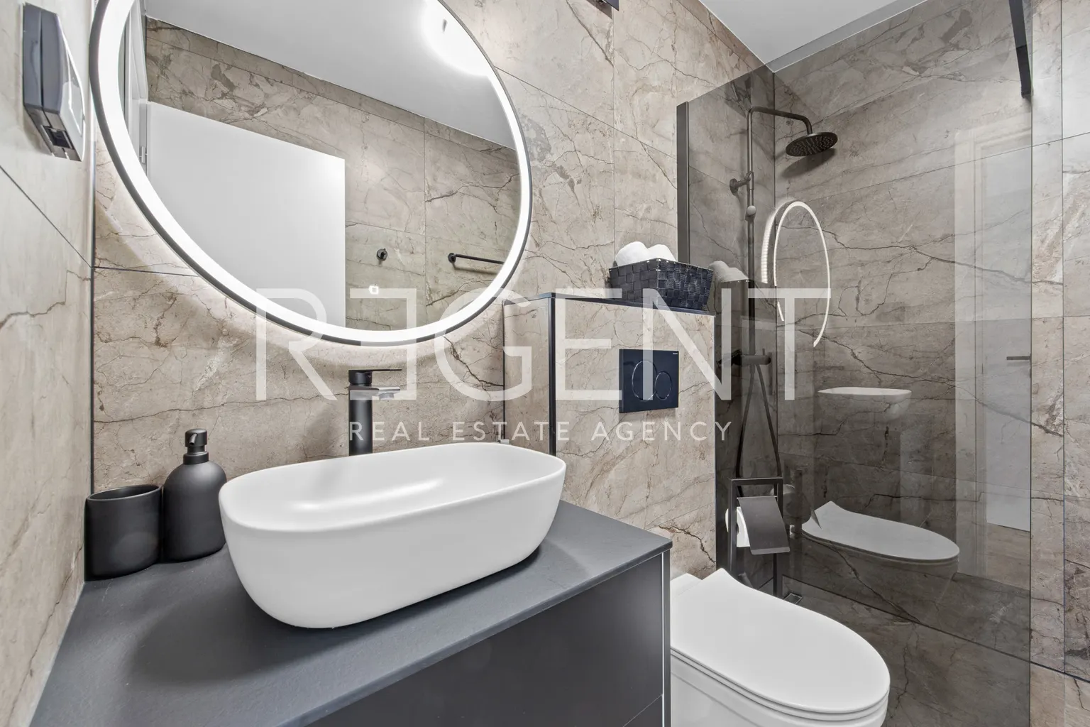 Istrie, Medulin - Nádherná moderní vila 220 m2