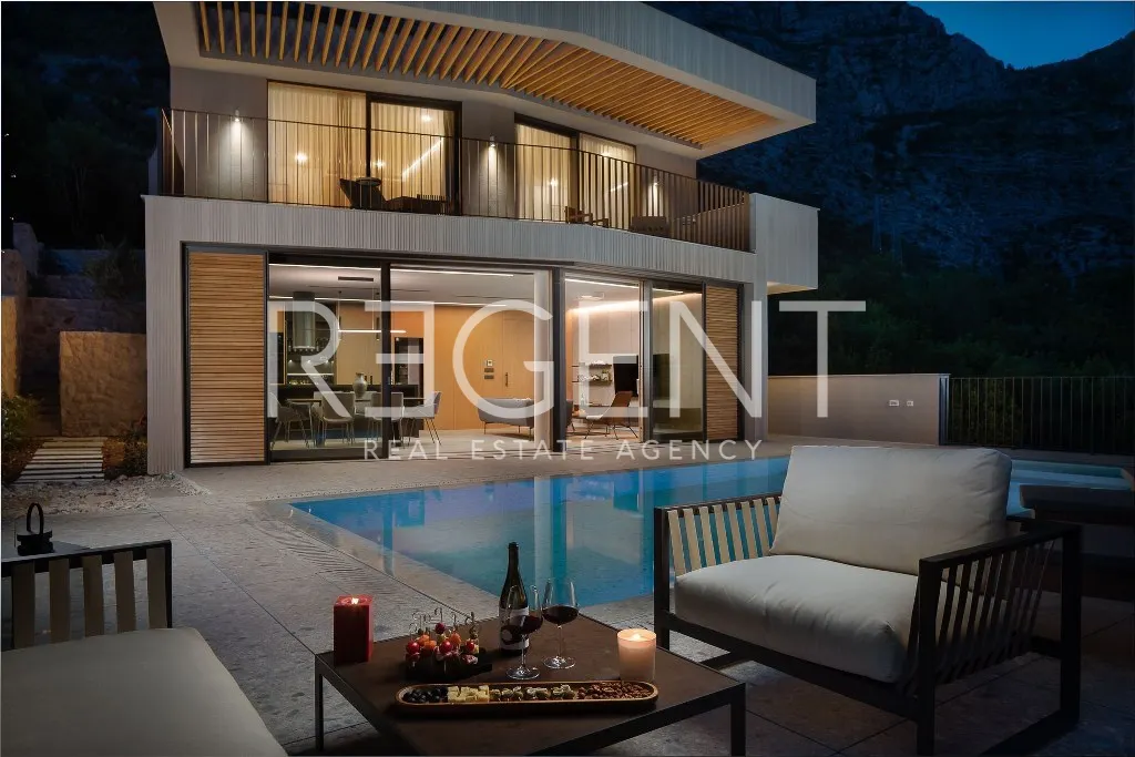 Dubrovník - Elegantná vila moderného dizajnu 394 m2