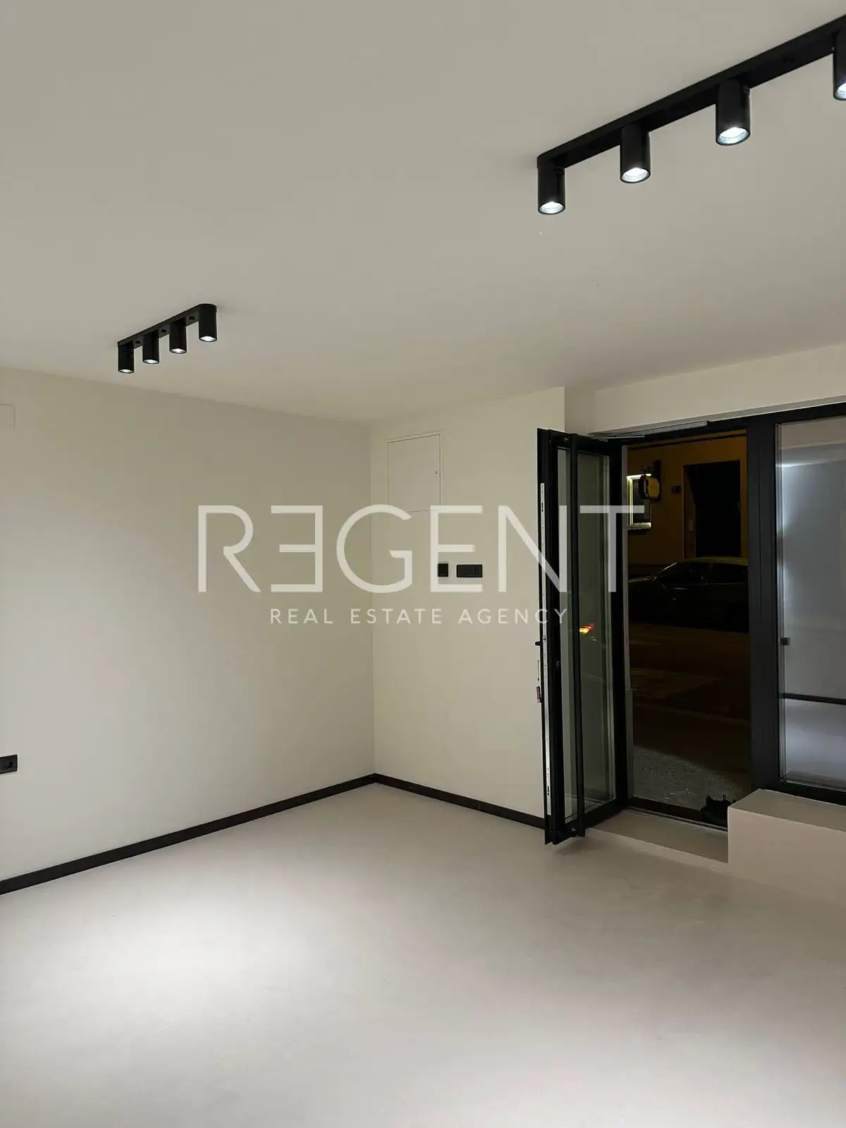 Zagreb, Donji Grad - Renoviran poslovni prostor u širem centru Zagreba