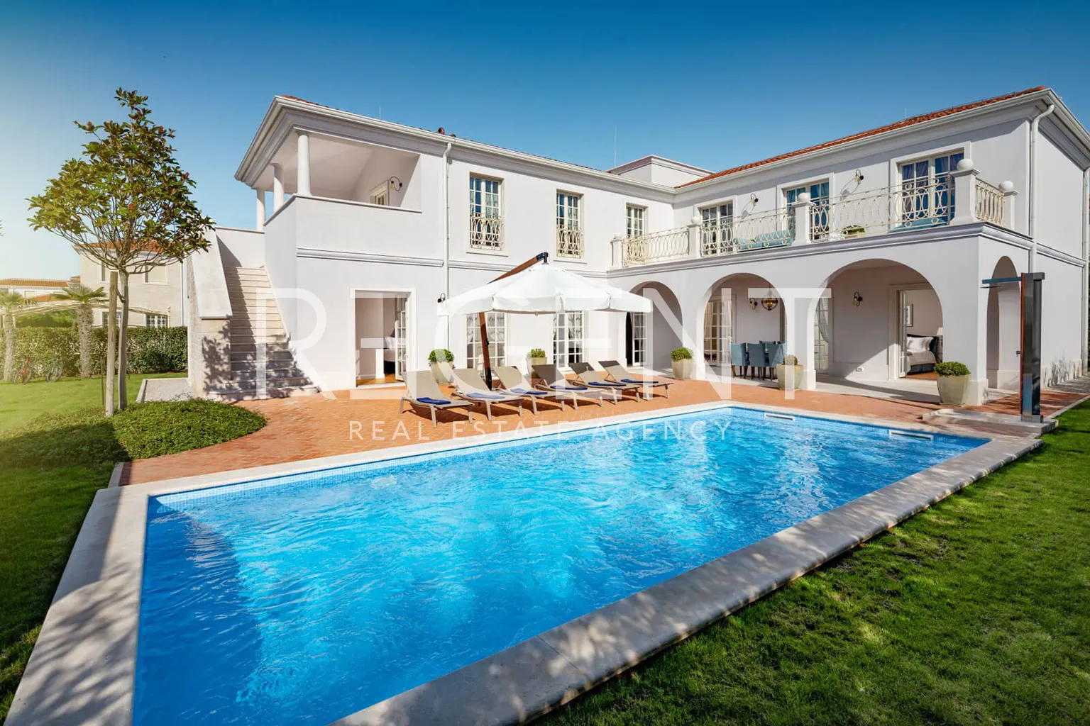 Istra, Vabriga - Razkošna in elegantna vila 348m2