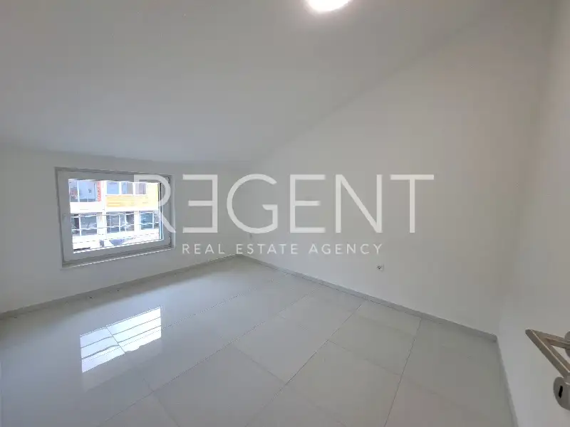 Crikvenica - Vierzimmerwohnung mit zwei Terrassen 110 m2, Neubau