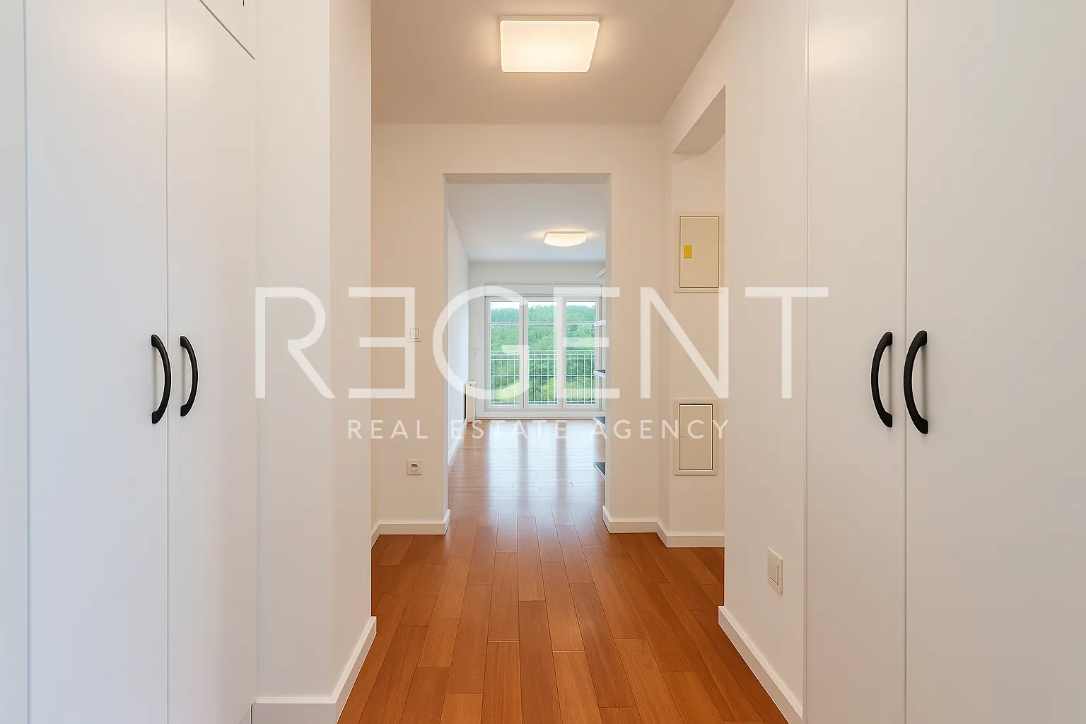 Zagreb, Orehovečki brijeg – Trosoban penthouse 143 m²