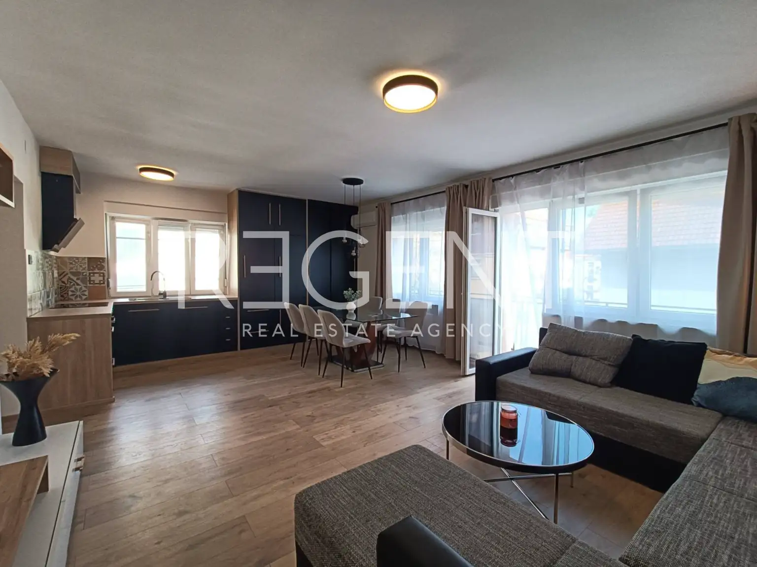 Zagabria, Maksimir - Appartamento con due camere da letto completamente ristrutturato con balcone.