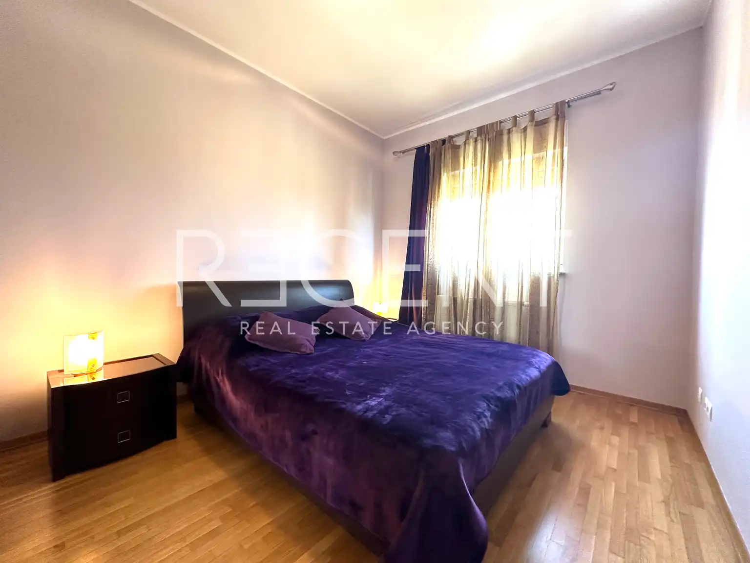Záhreb, Središće - Trojizbový byt 65 m2 prenájom, DLHODOBÝ