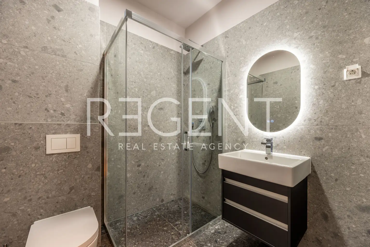 Zagreb, Maksimir – Luksuzno štirisobno stanovanje, prva najemnina