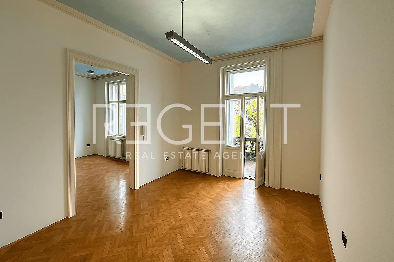 Záhreb, Európske námestie – Päťizbový byt s terasou 217 m², prísne centrum