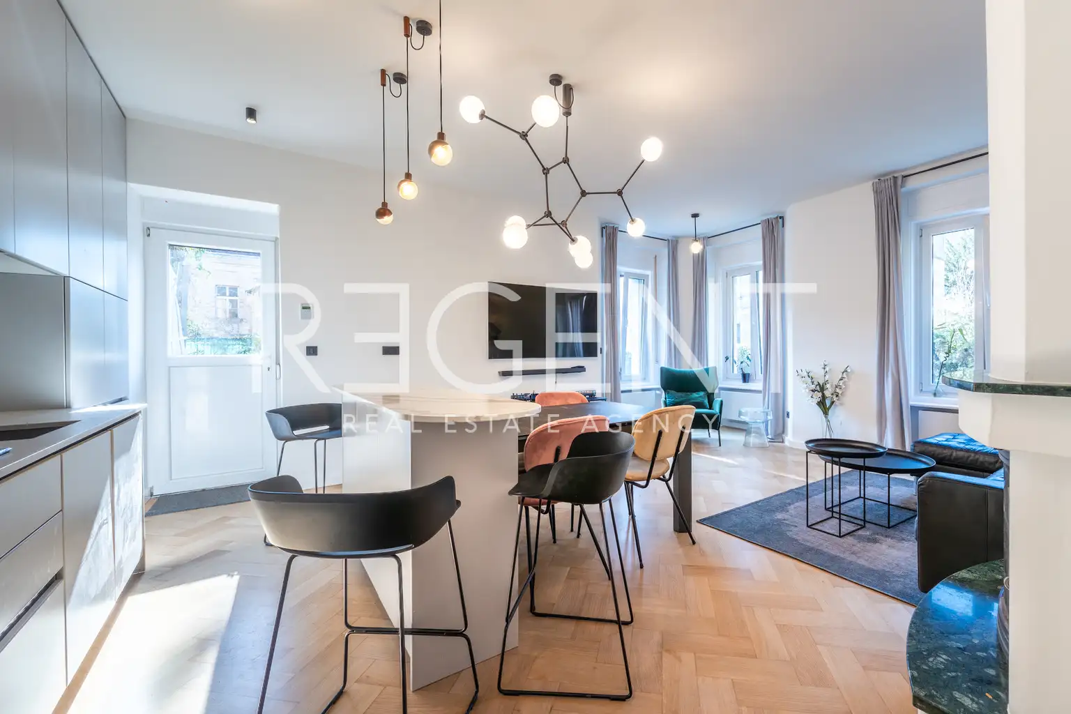 Zagreb, Nazorova Street - Renovated three-room apartment, a rarity on the market