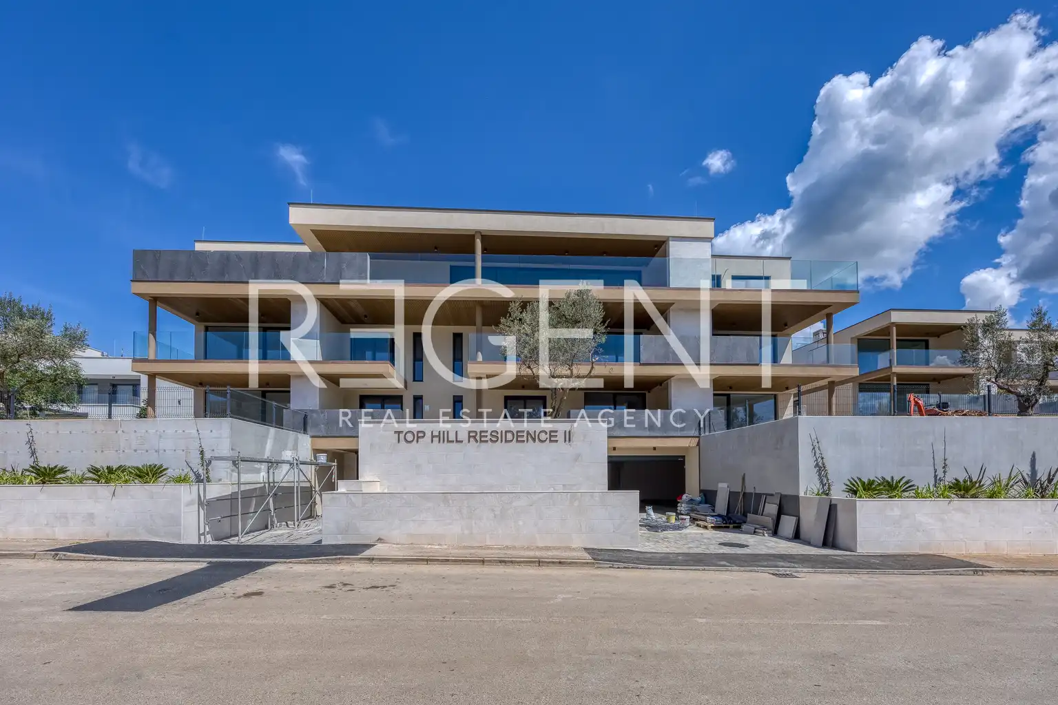 Istrie, Novigrad - Čtyřpokojový apartmán v luxusním obytném komplexu 115 m2