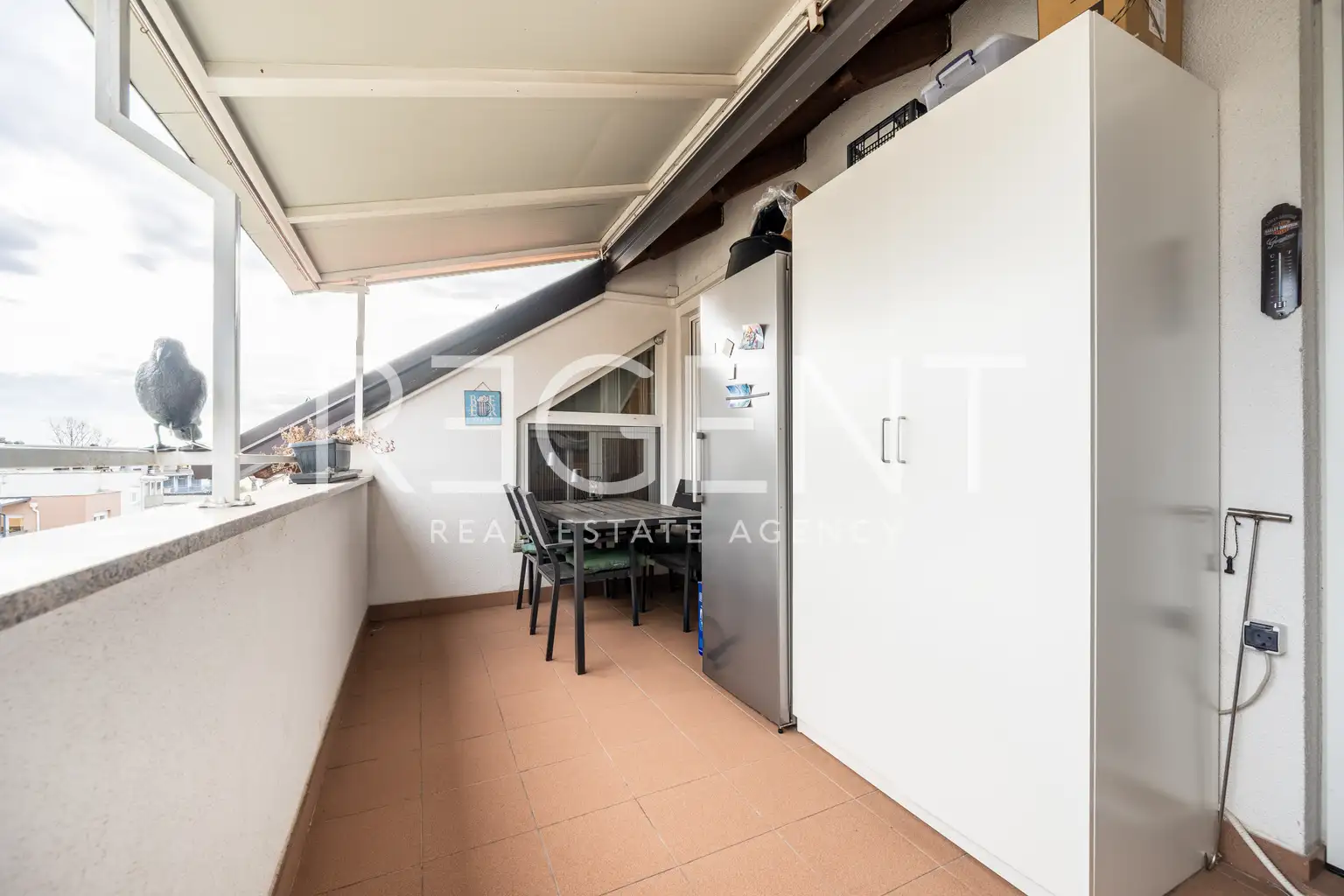 Zagreb, Voltino - Renoviran trosoban stan