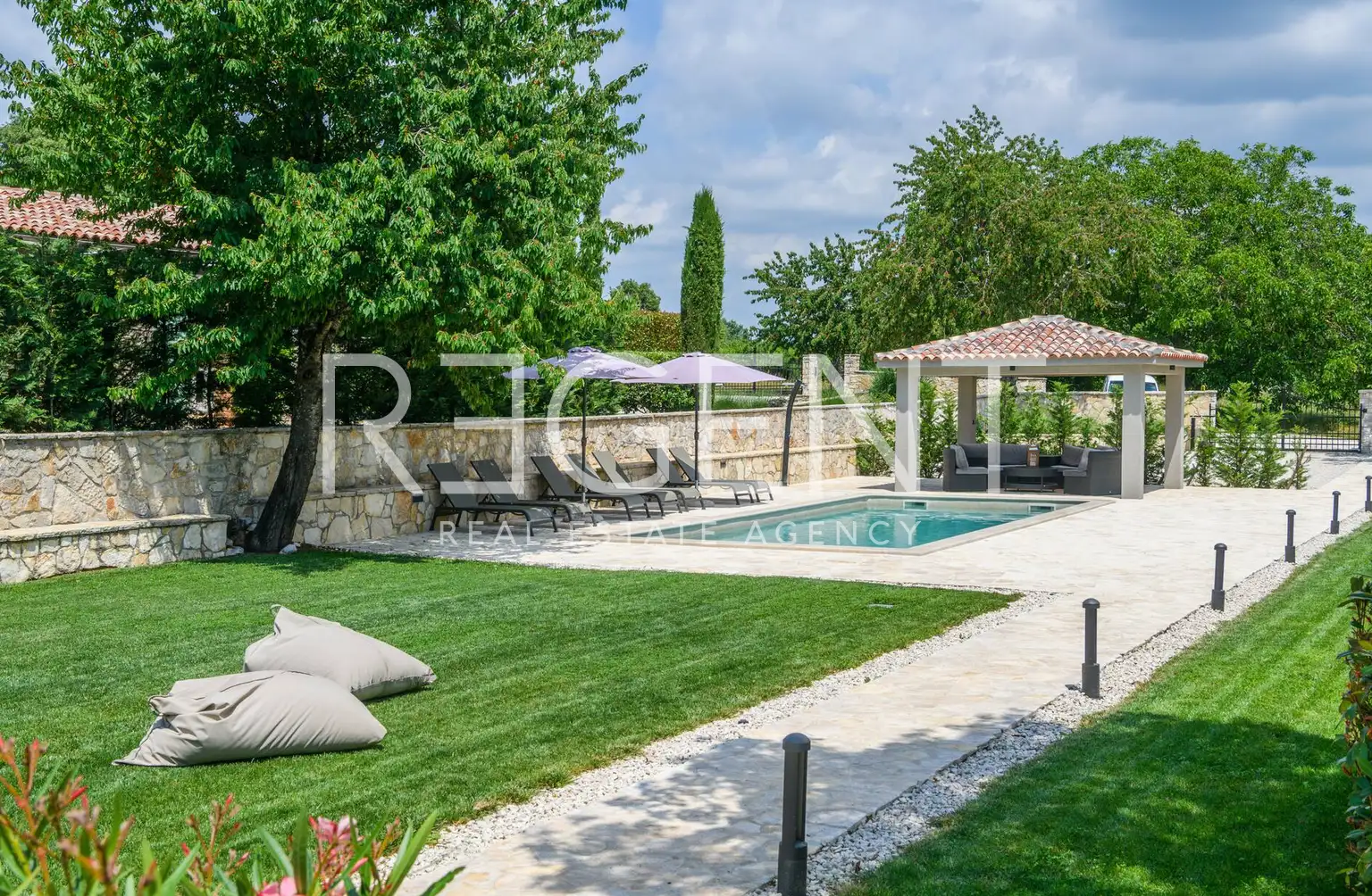 Istria, Kringa - Designer villa for long-term rent