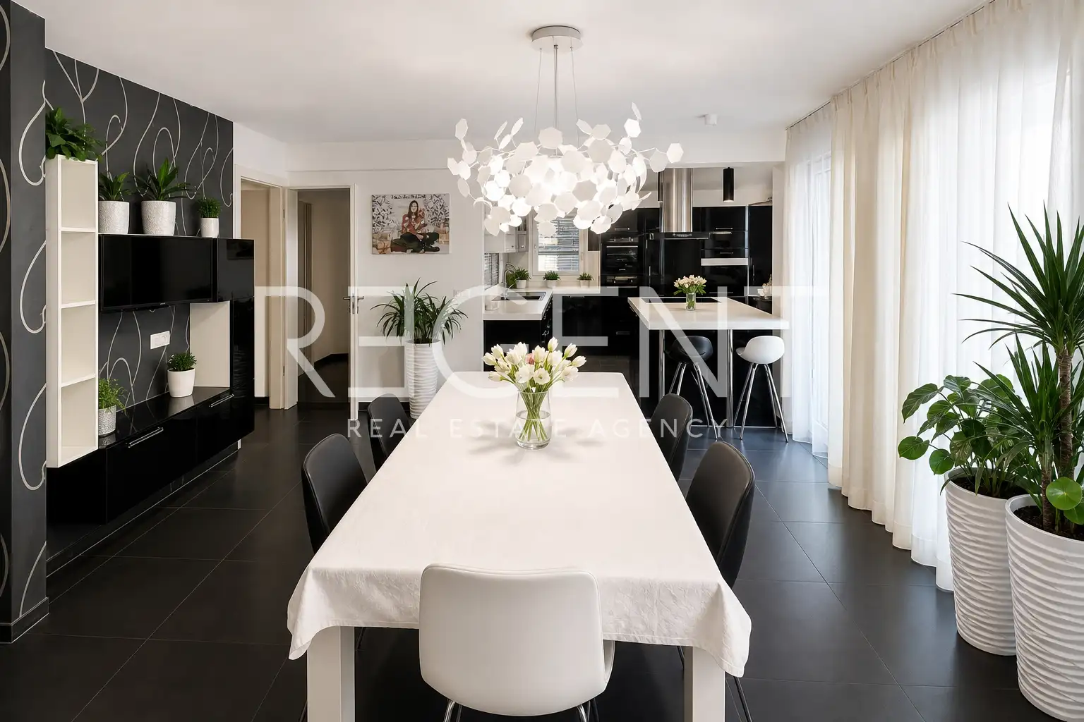 Trogir – Dvoetažni penthouse 234 m², pogled na more, garaža