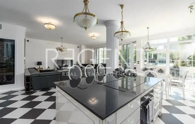 Rovinj - luxury villa with a pool, first row to the sea
