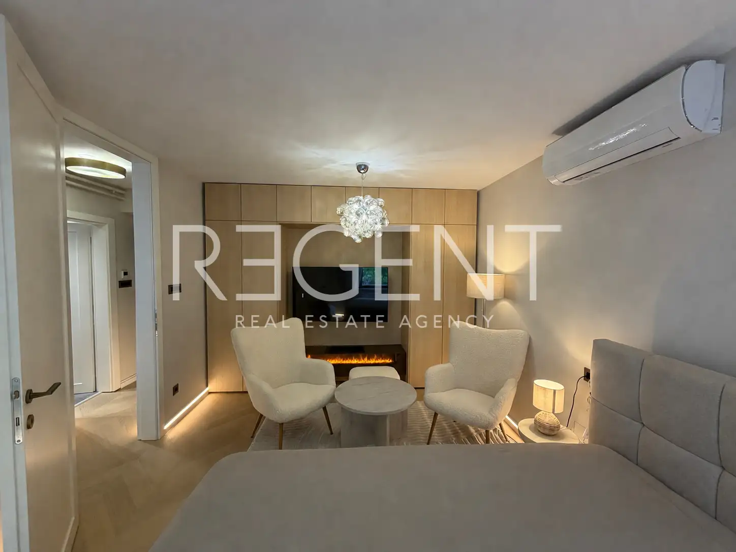 Загреб, Кватерников трг - роскошная квартира, 28 м², первая аренда