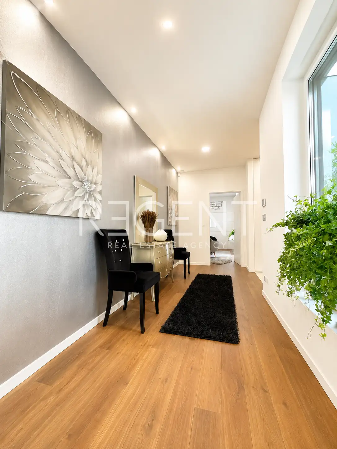 Dům 370 m², Maksimir — 4 ložnice, zahrada, garáž