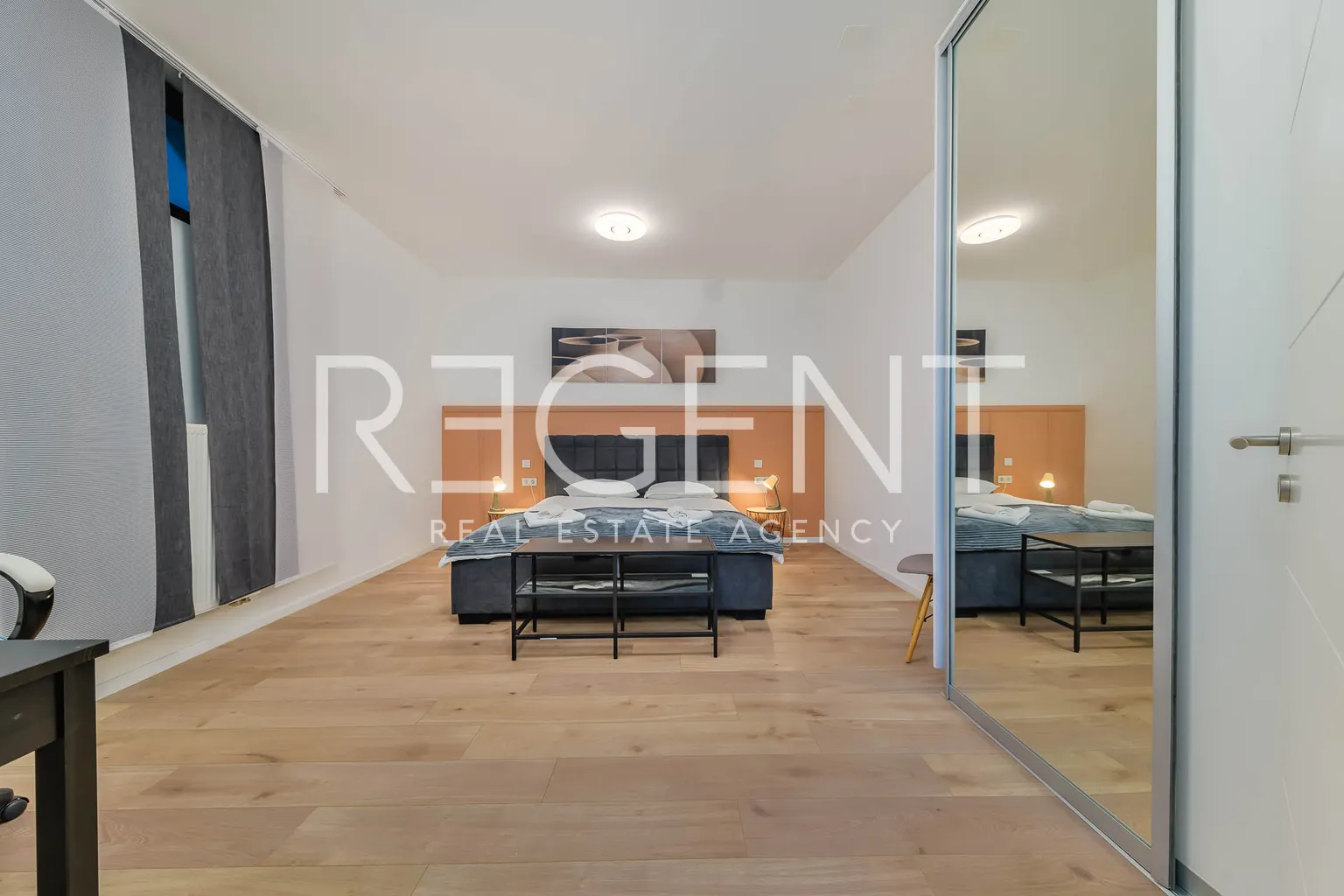 Zagabria, Trešnjevka - appartamento su due livelli con quattro camere da letto e garage privato di 141 m2