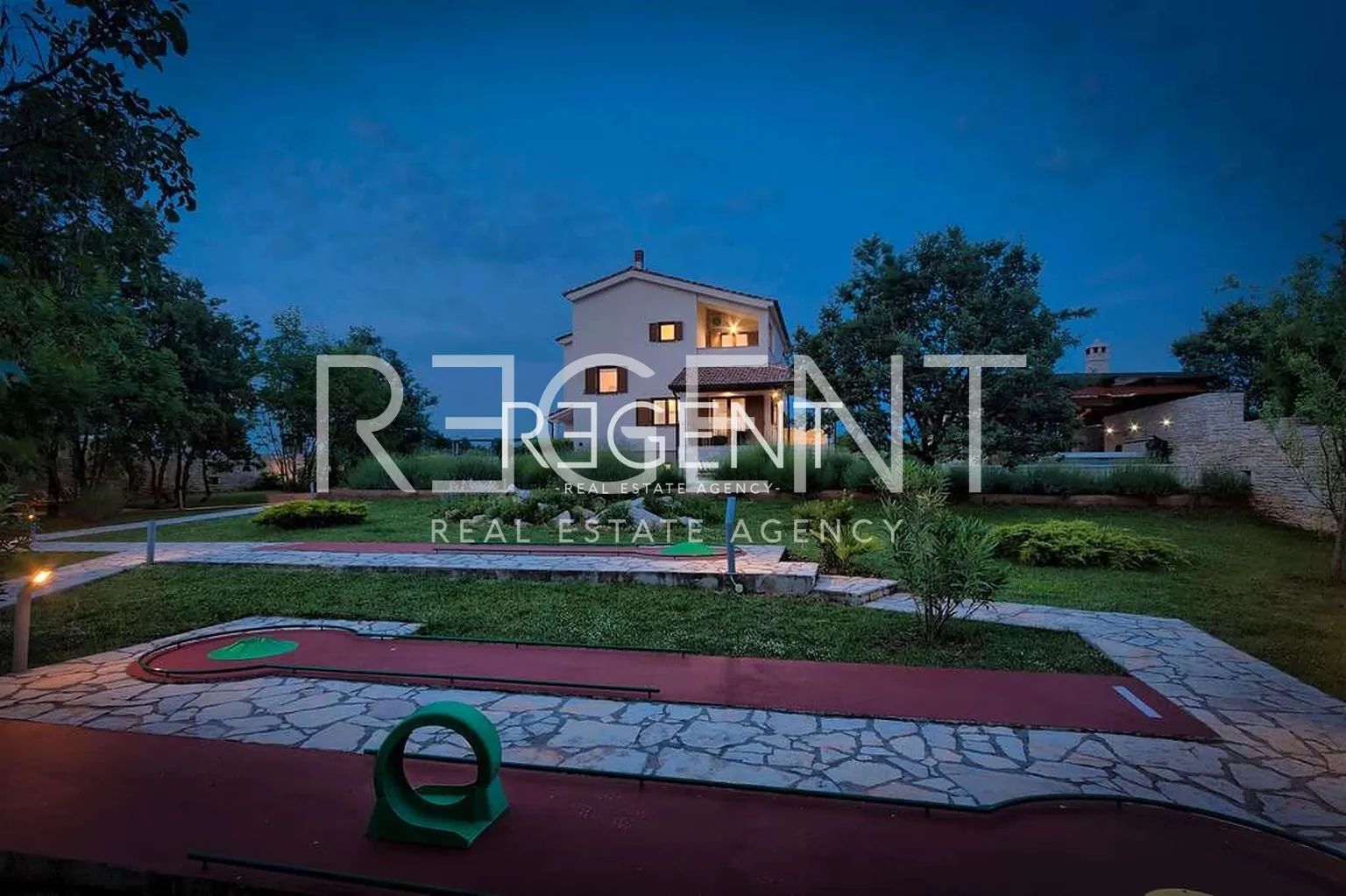 Istria, Pola – Splendida casa familiare di 294 m2