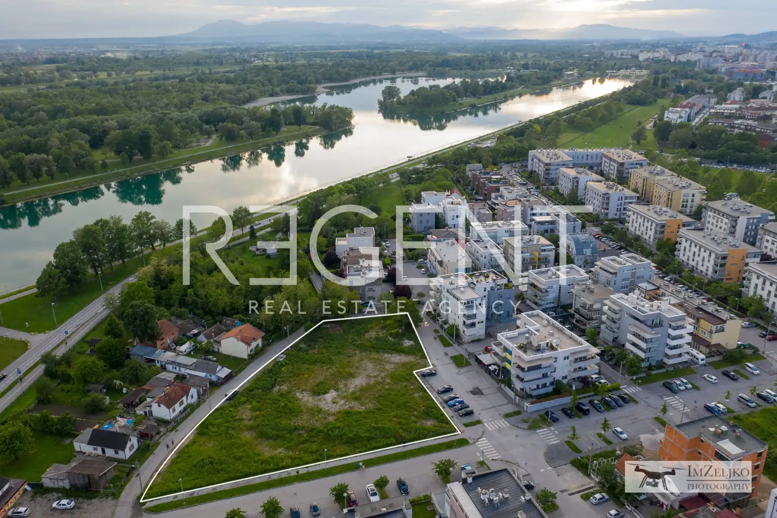 Záhreb, Jarun - luxusná novostavba s výhľadom na jazero