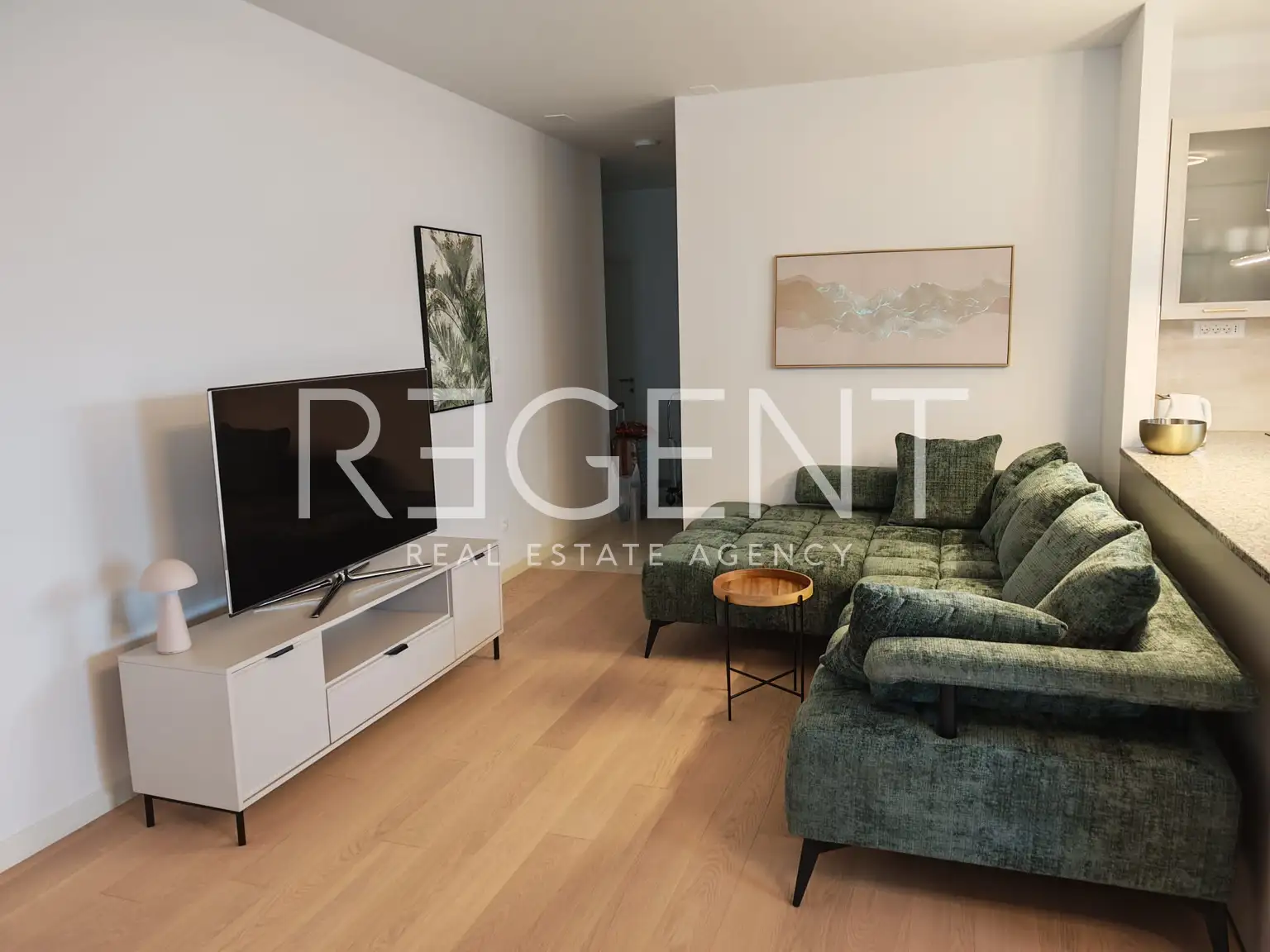 Split, Duilovo - Dvojizbový byt s loggiou a výhľadom na more