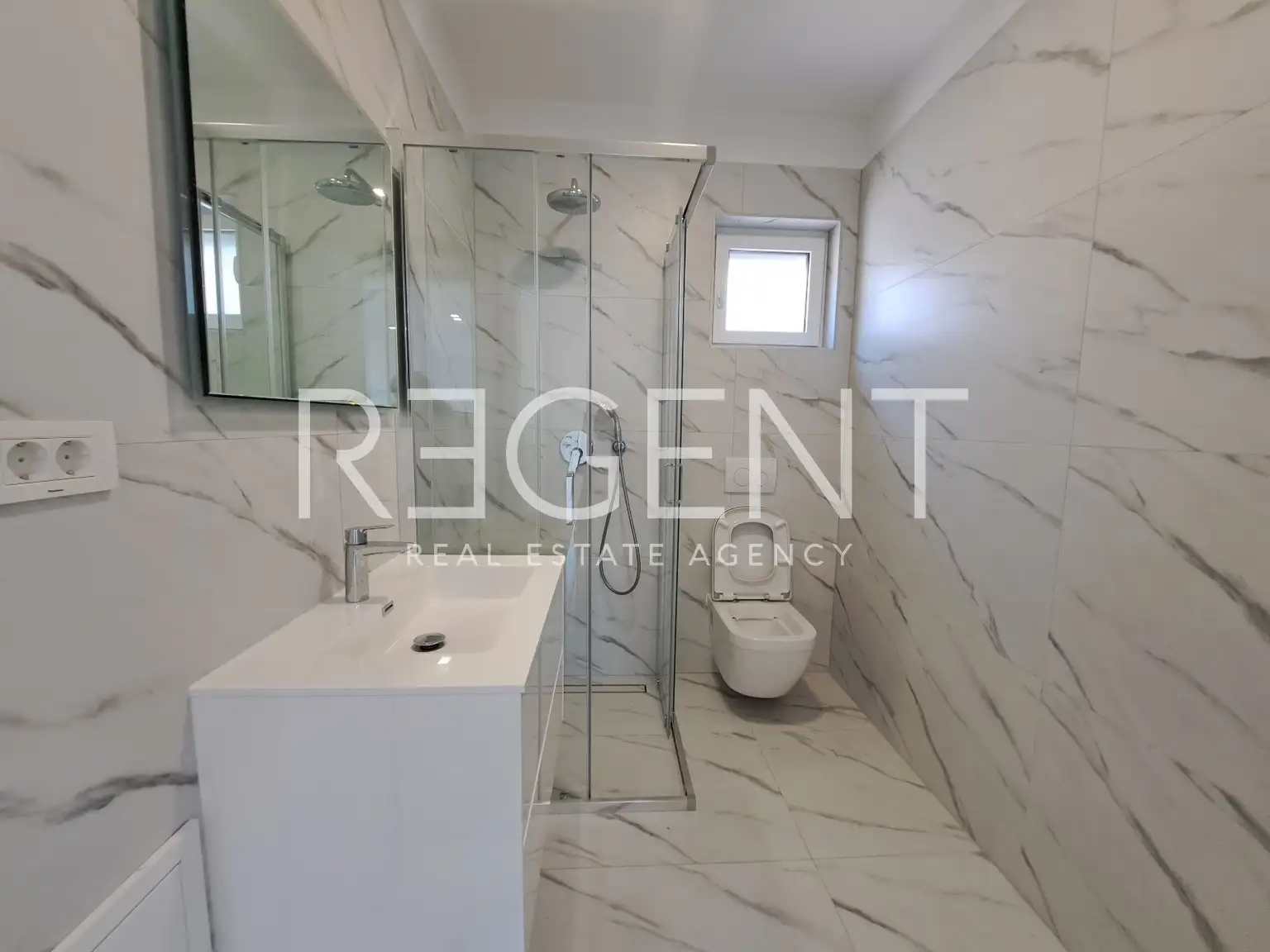 Crikvenica - Three-room apartment with a panoramic sea view