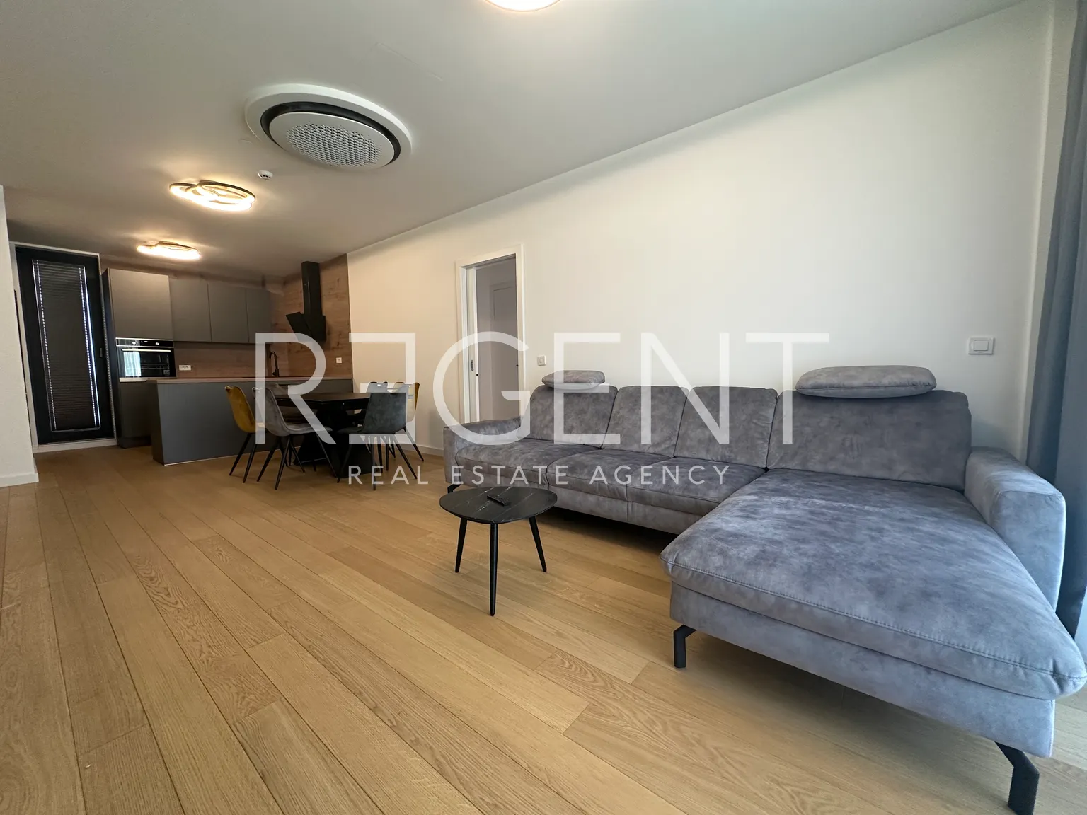 Záhřeb, Petrova - Moderní třípokojový byt 81 m2, pronájem