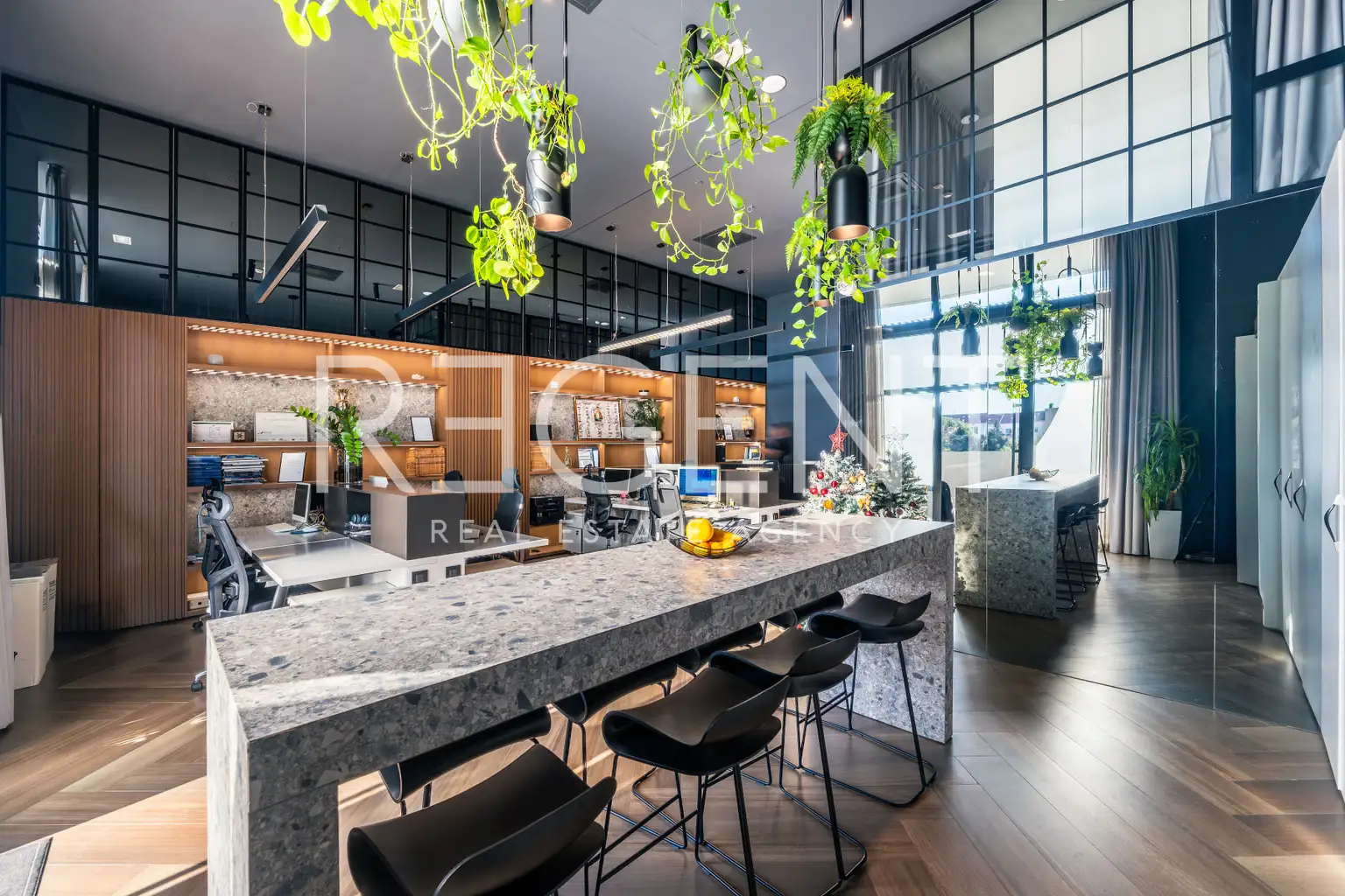 Split, Trstenik - Privlačen poslovni prostor v zgradbi Orin.