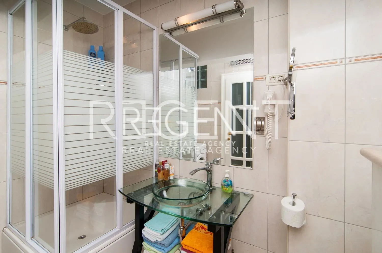 Brač, Mirca- kamena vila s pogledom na more, 300m2