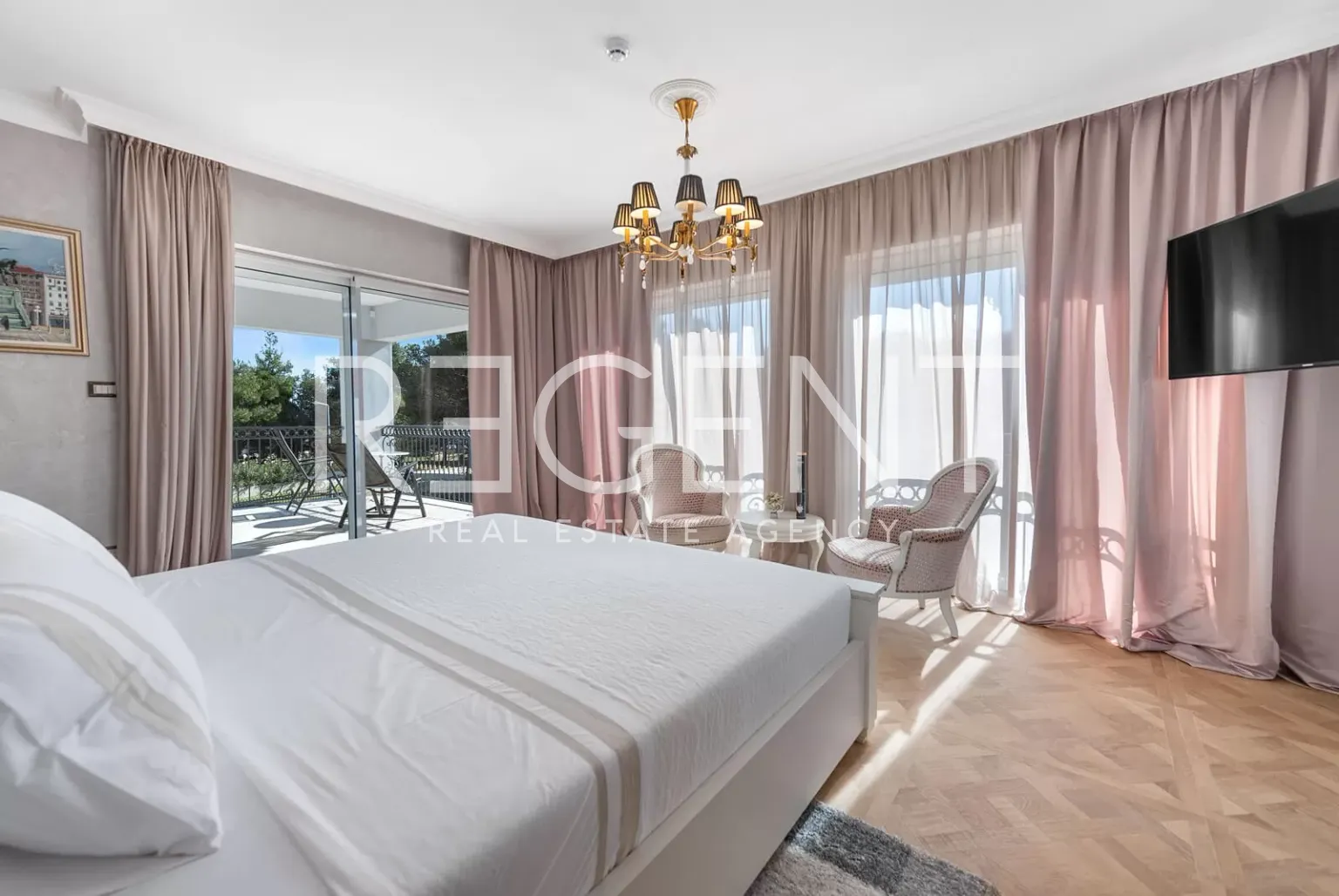 Šibenik, Vodice - luxusní vila s bazénem a panoramatickým výhledem 530m2
