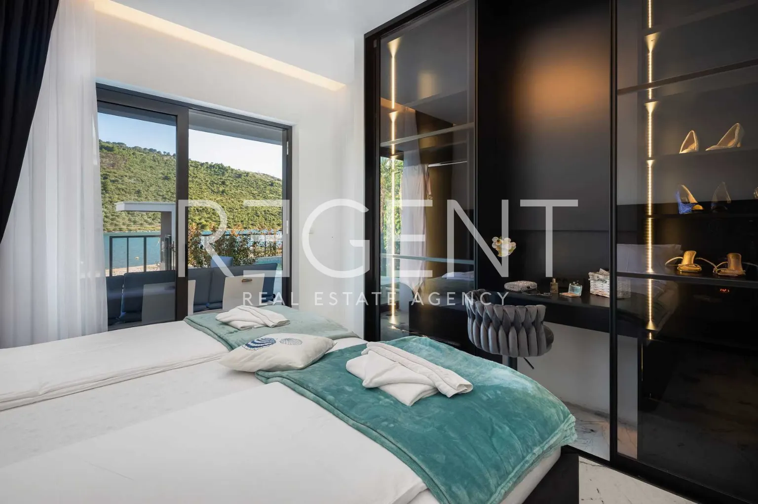 Rogoznica – Luxusní vila 200 m2 u moře